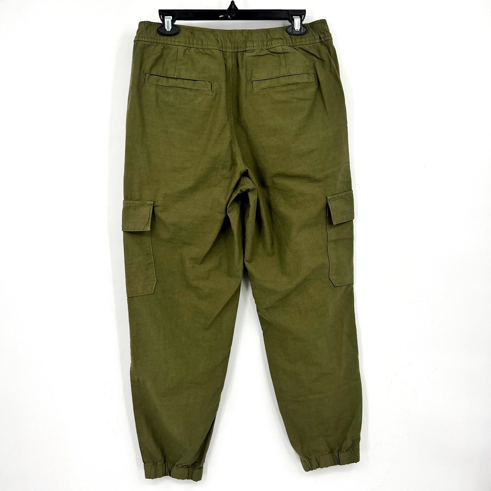 EVERLANE Mens Relaxed Cargo Joggers Medium Olive Green Organic Cotton Linen NWOT