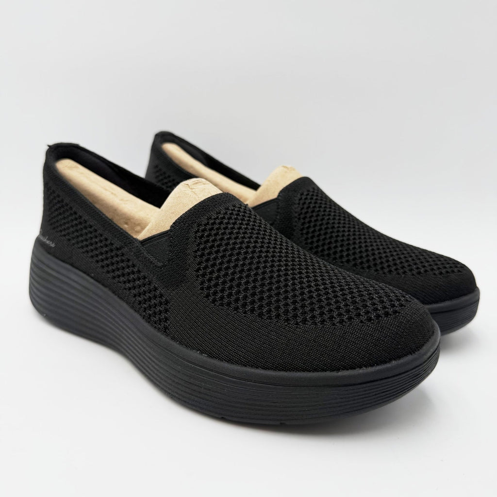 Skechers Womens Laguna Adore Her Sneakers Size 7.5 Black Arch Fit Slip On NIB
