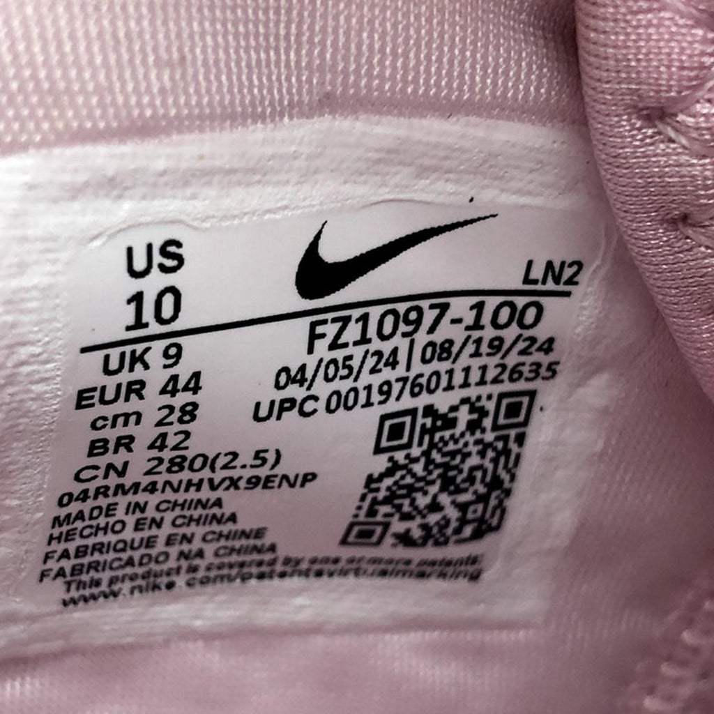 Nike Monopoly LeBron XXII 22 QS Currency Athletic Shoes Mens 10 White Pink NIB