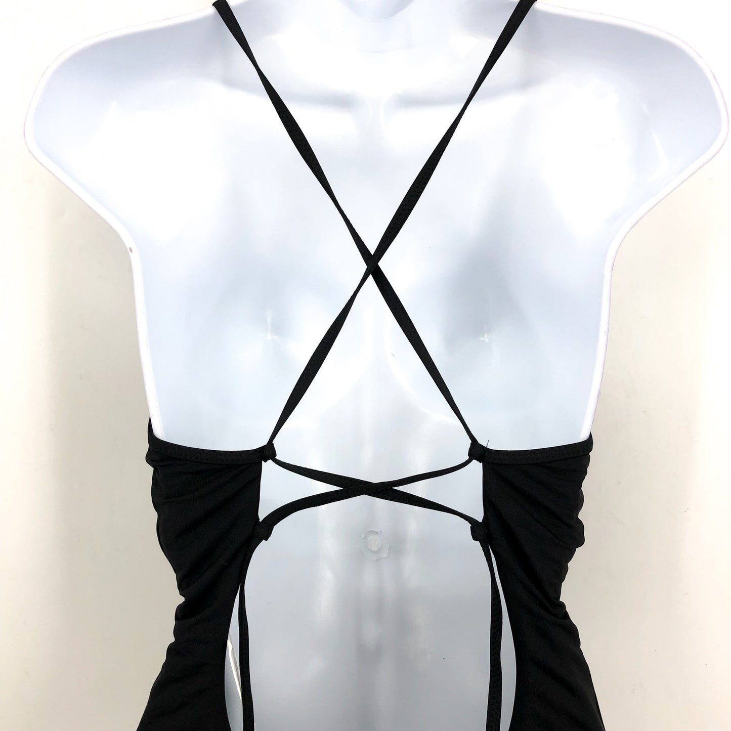 BECCA Women's Layla Plunge One-Piece Swimsuit Black LARGE