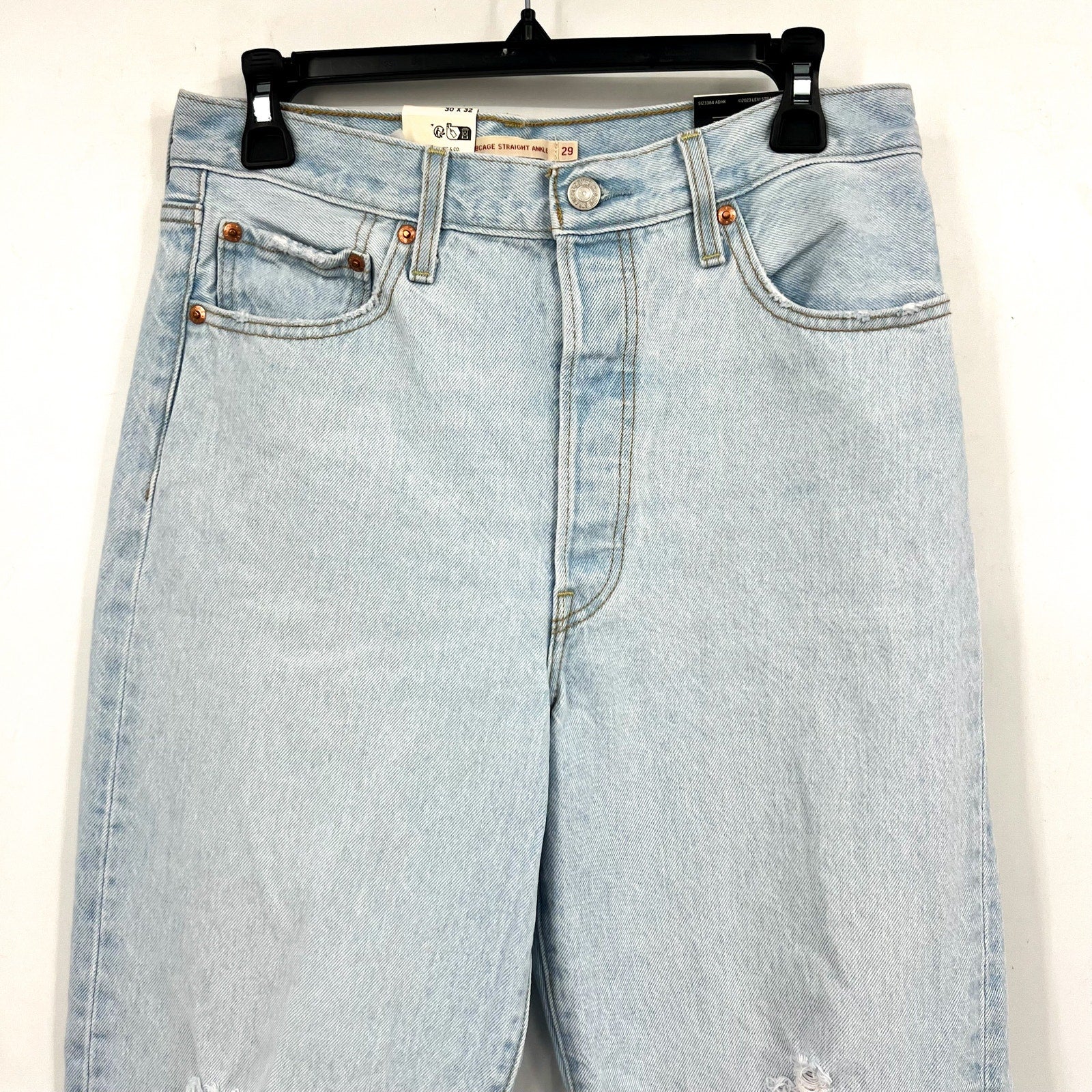 LEVI'S Women's Ribcage Straight Ankle Jeans 29x27 US 8 Light Wash 72693-0110 NWT