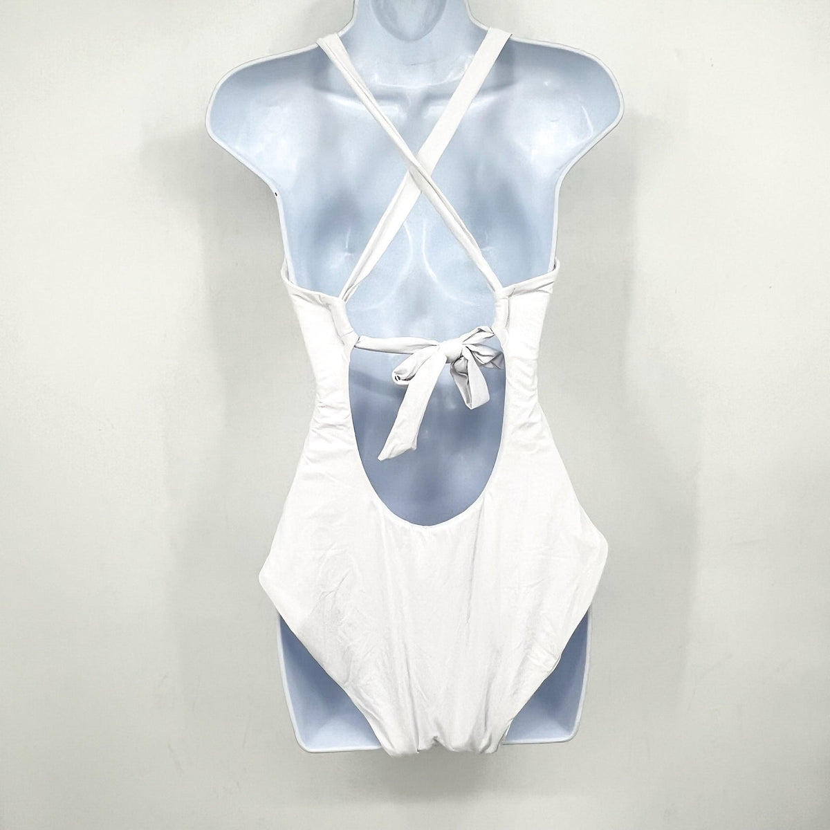 BECCA Women's Marble Canyon Ring One-Piece Swimsuit Large White V Neck NWT