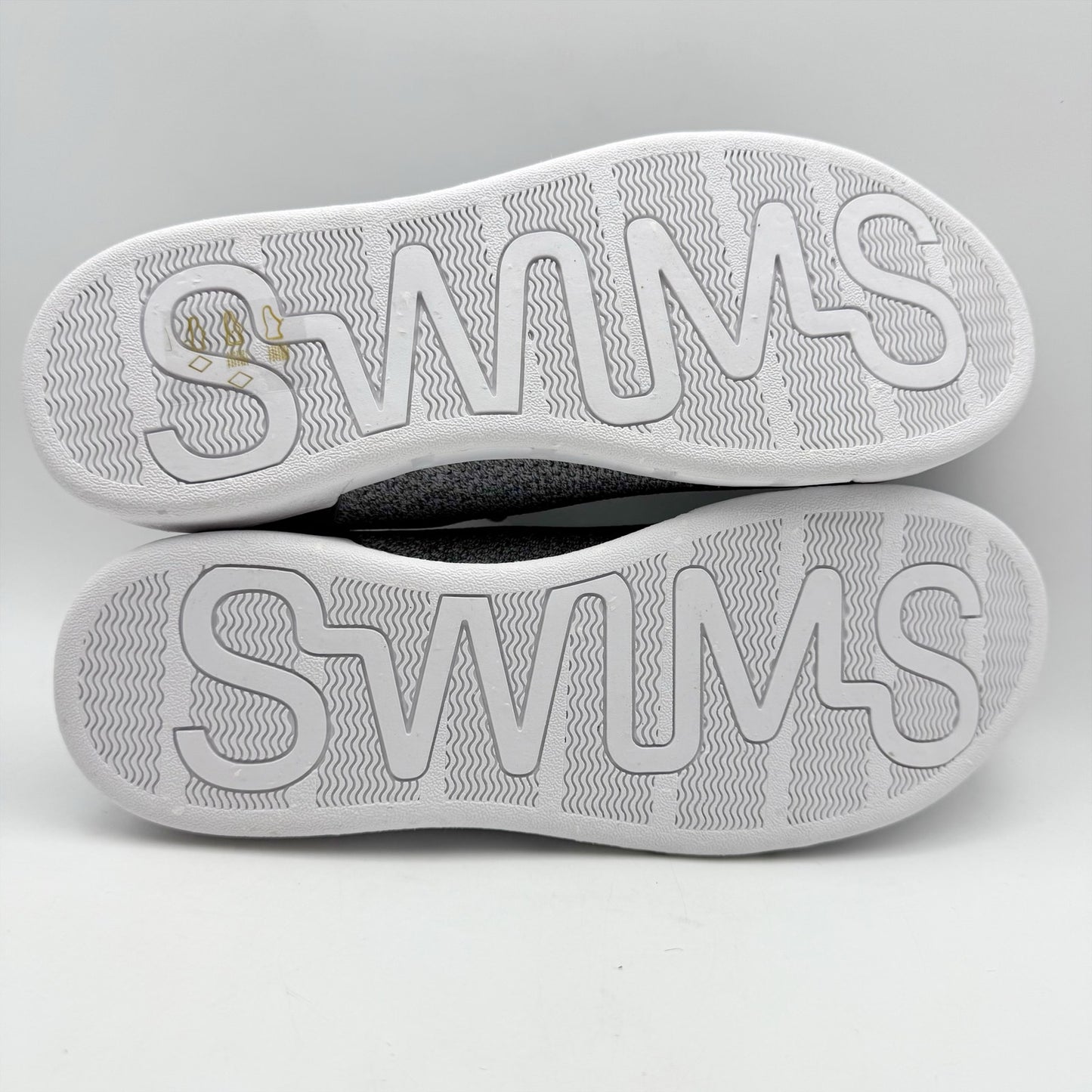 SWIMS Mens Tennis Knit 2.0 Sneakers US 8 EU 41 Grey Knit NWOB