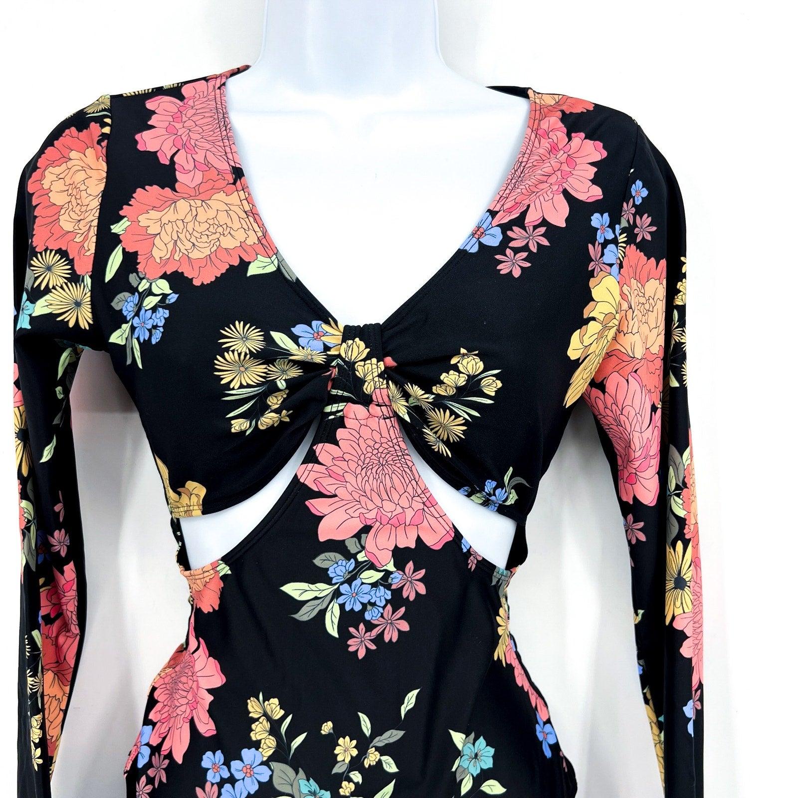 O'NEILL Women's Kali Floral Key West Surf Suit Medium Black Long Sleeve NWT