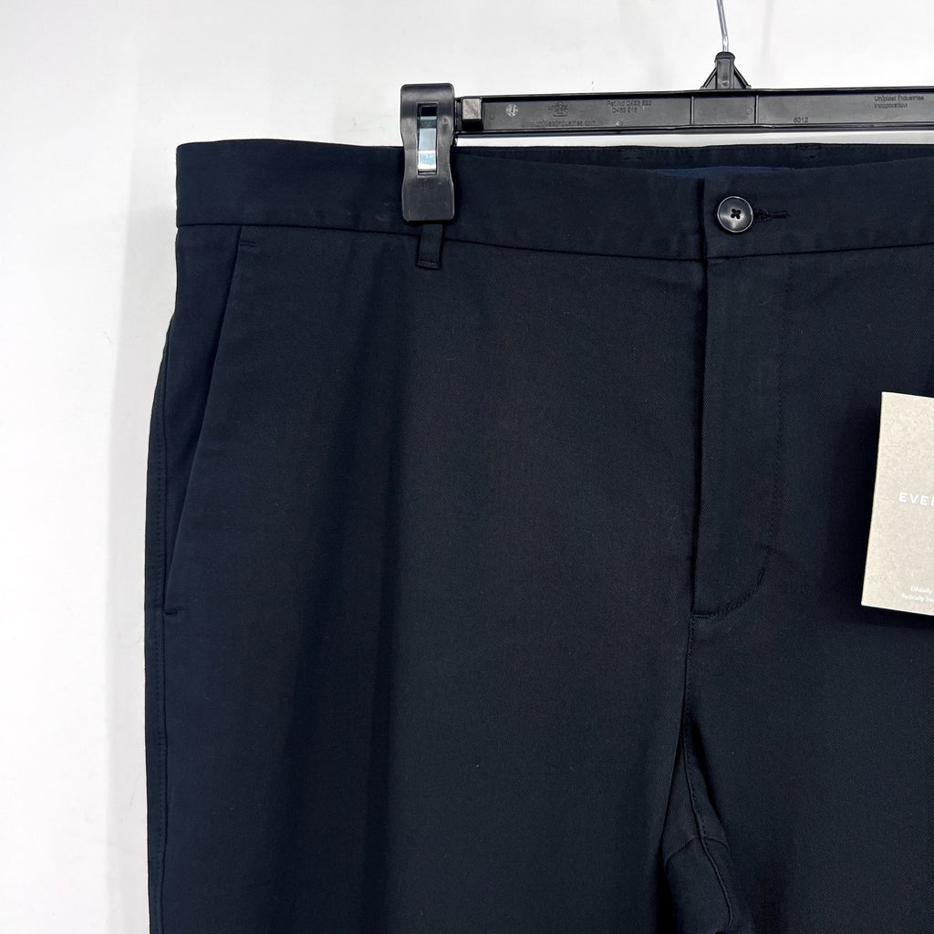 EVERLANE Uniform Mens Performance Chino Pants 38x28 Black Athletic Fit NWT