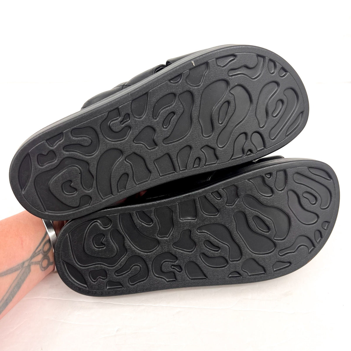 AEROSOLES Women's Lina Slide Sandals Size 6.5M Black Leather Lightweight NWOB
