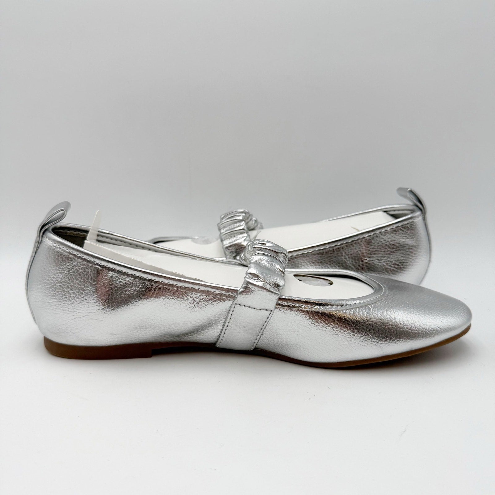 MIA Womens Uliana Ballet Flats Size 8 M EU 38.5 Silver Leather NWOB