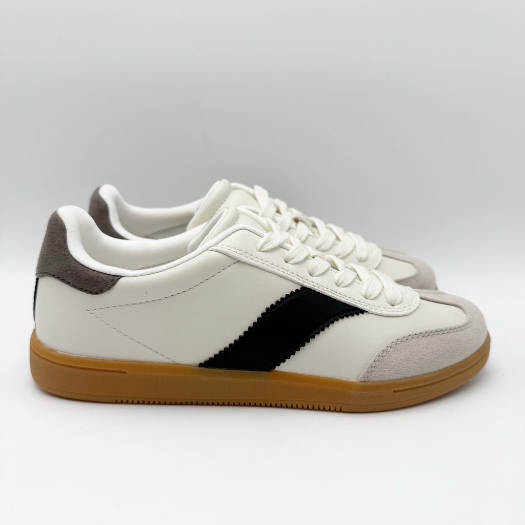 Universal Thread Womens Spencer Fashion Sneakers Size 6 White Black NWOB