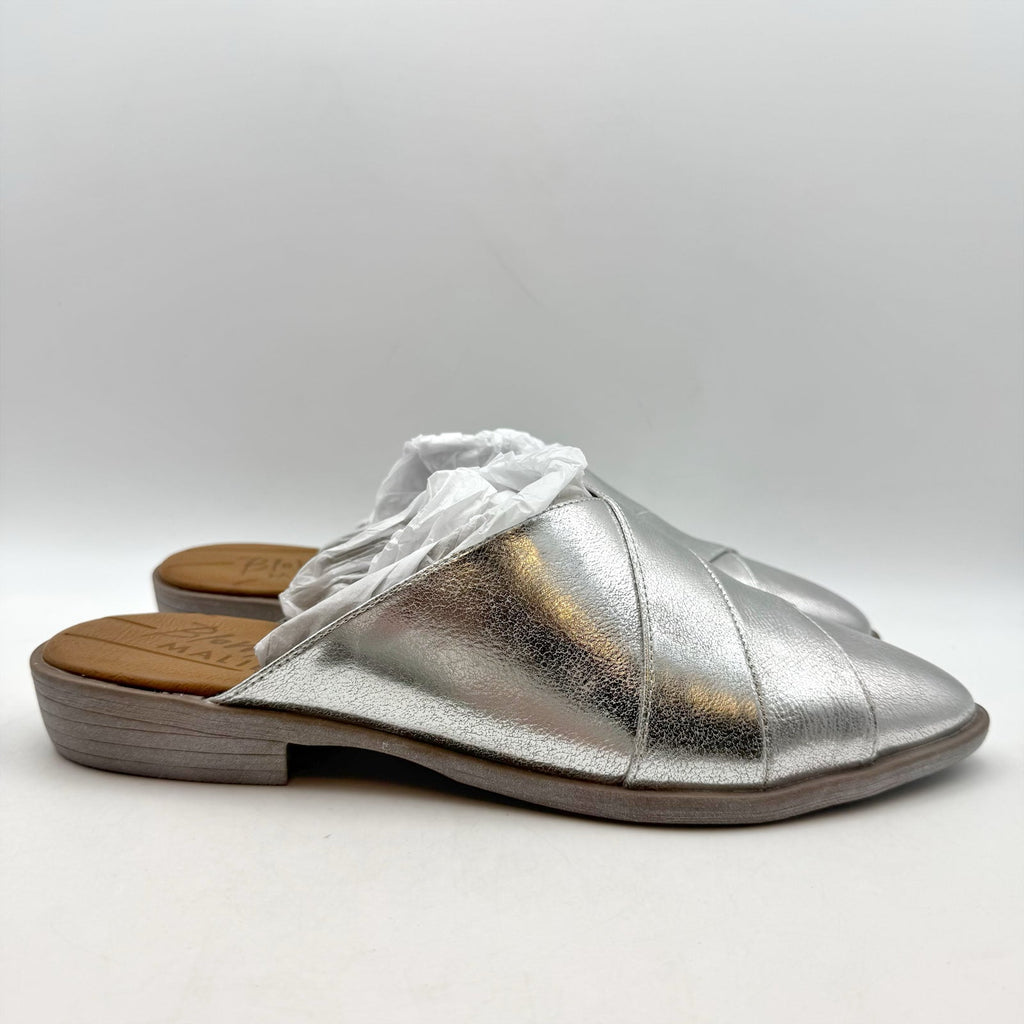 Blowfish Malibu Womens Hazel Mules Size 8.5 M Silver Vegan Leather Flats NIB