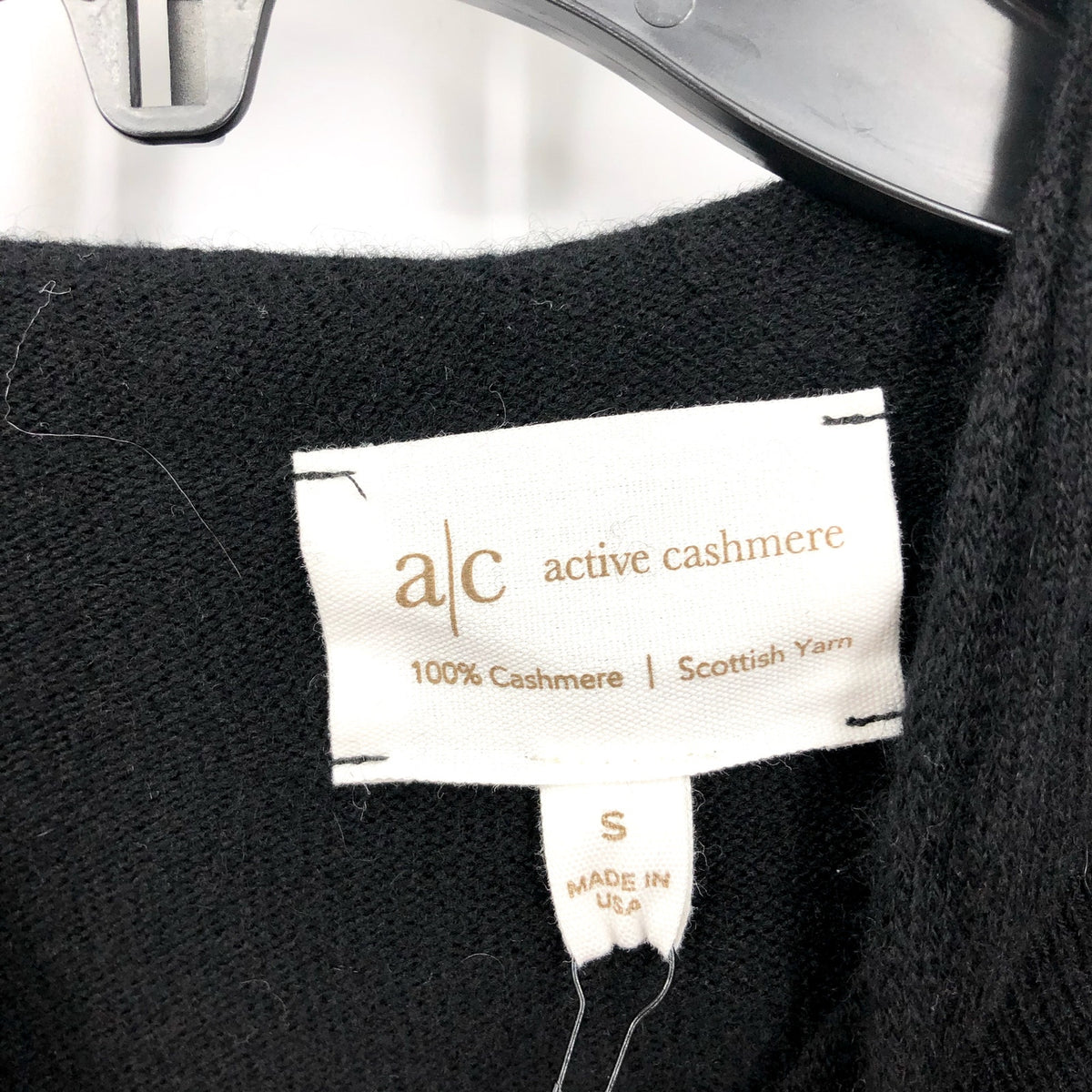 ACTIVE CASHMERE Women's Cashmere Cropped Hoodie Sweater Small Black NWT