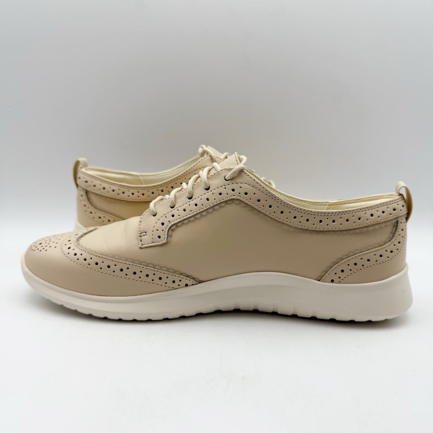Cole Haan Women Zerogrand Meritt Wing Tip Oxford Shoe US 7.5 M Beige Leather NIB