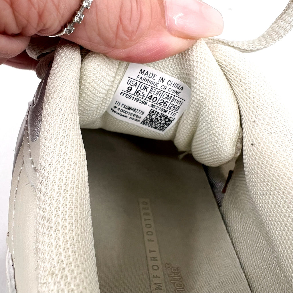 REEBOK Women's Belwave Leather Sneakers Size 9 EU 40 Tan Natural Lace Up NWOB