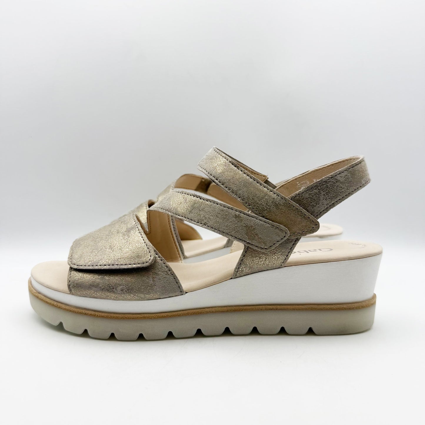 Gabor Womens 24.640 Wedge Sandals US 8 UK 5.5 Gold Metallic Leather Strappy NIB