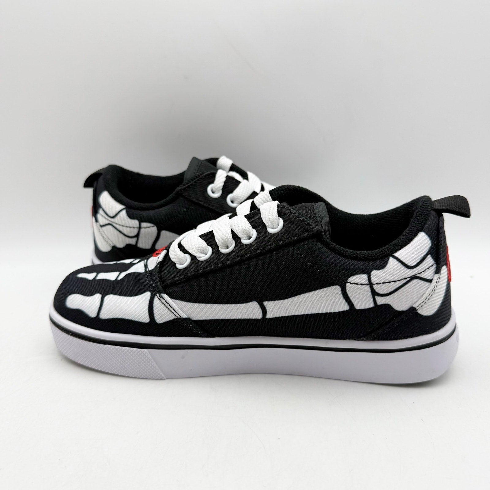 Heelys Kids Pro 20 Prints Skate Shoes US 3 EU 34 Black Canvas Skeleton Print EUC
