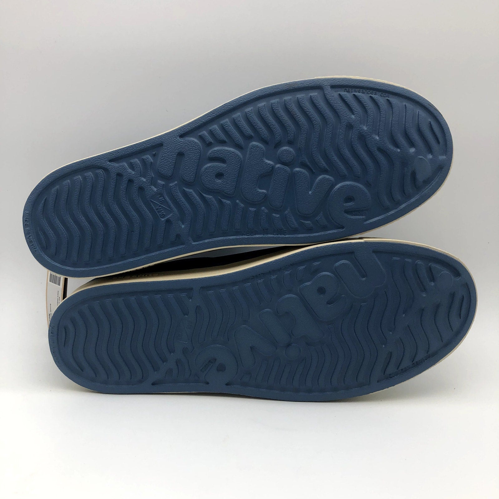 Native Unisex Jefferson Slip On Size Mens 8 Womens 10 Oasis Blue Bone White NIB