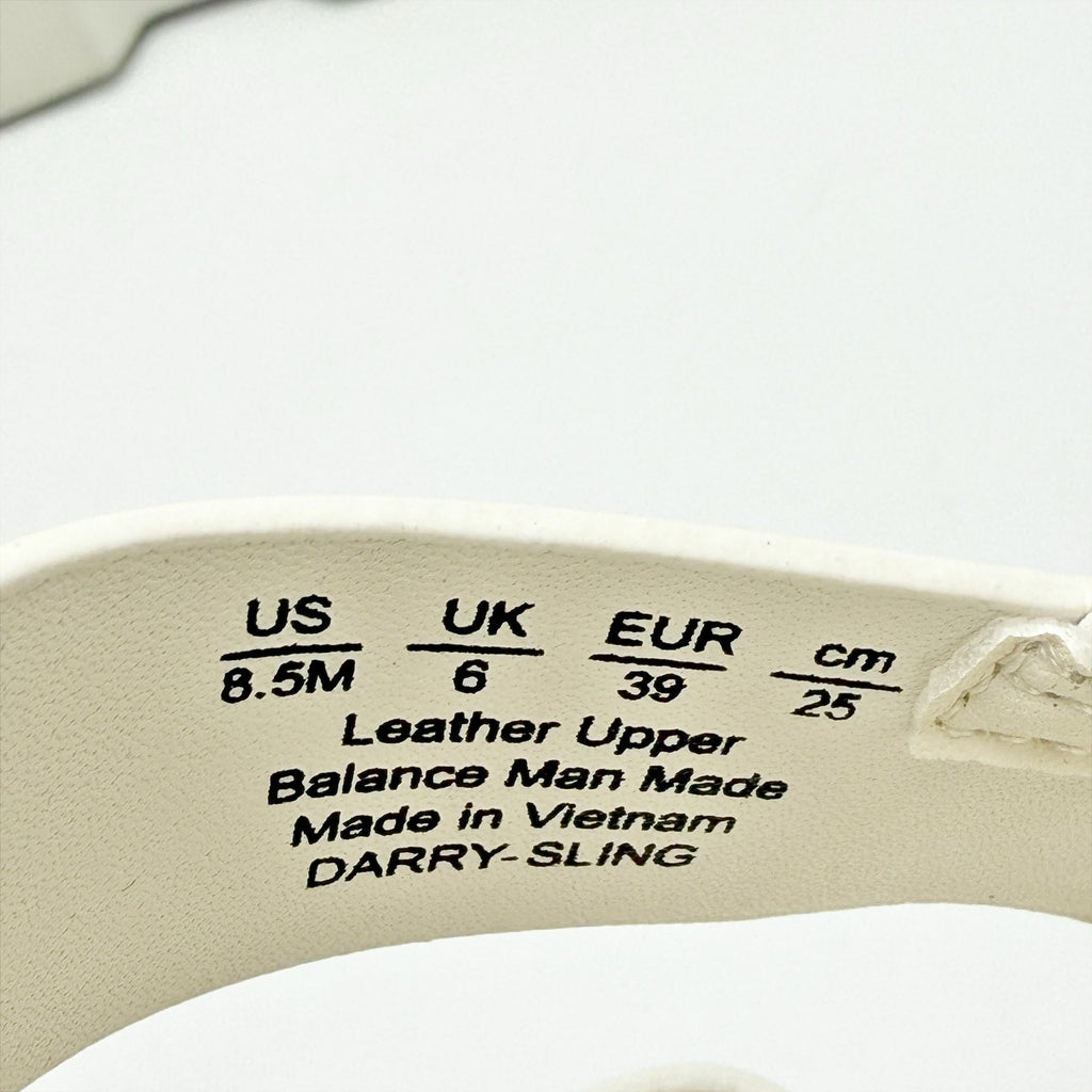 Naturalizer Womens Darry-Sling Sandals Size 8.5 M White Leather Lug Sole NIB