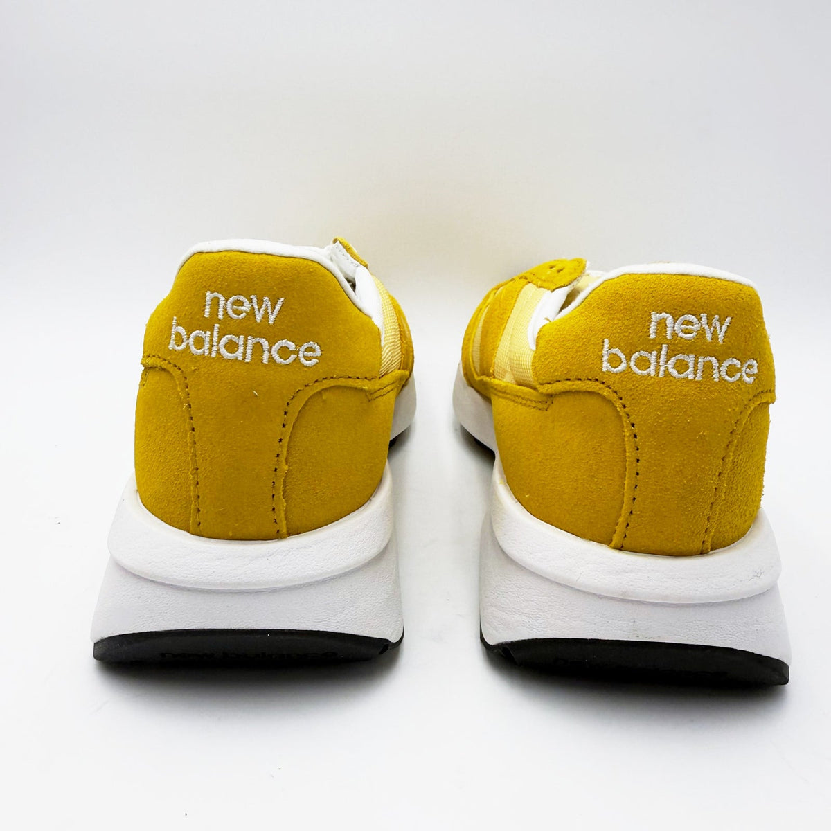 New Balance 370 Casual Sneakers Womens 8 WIDE Mens 6.5 EU 39.5 Yellow White NWOB