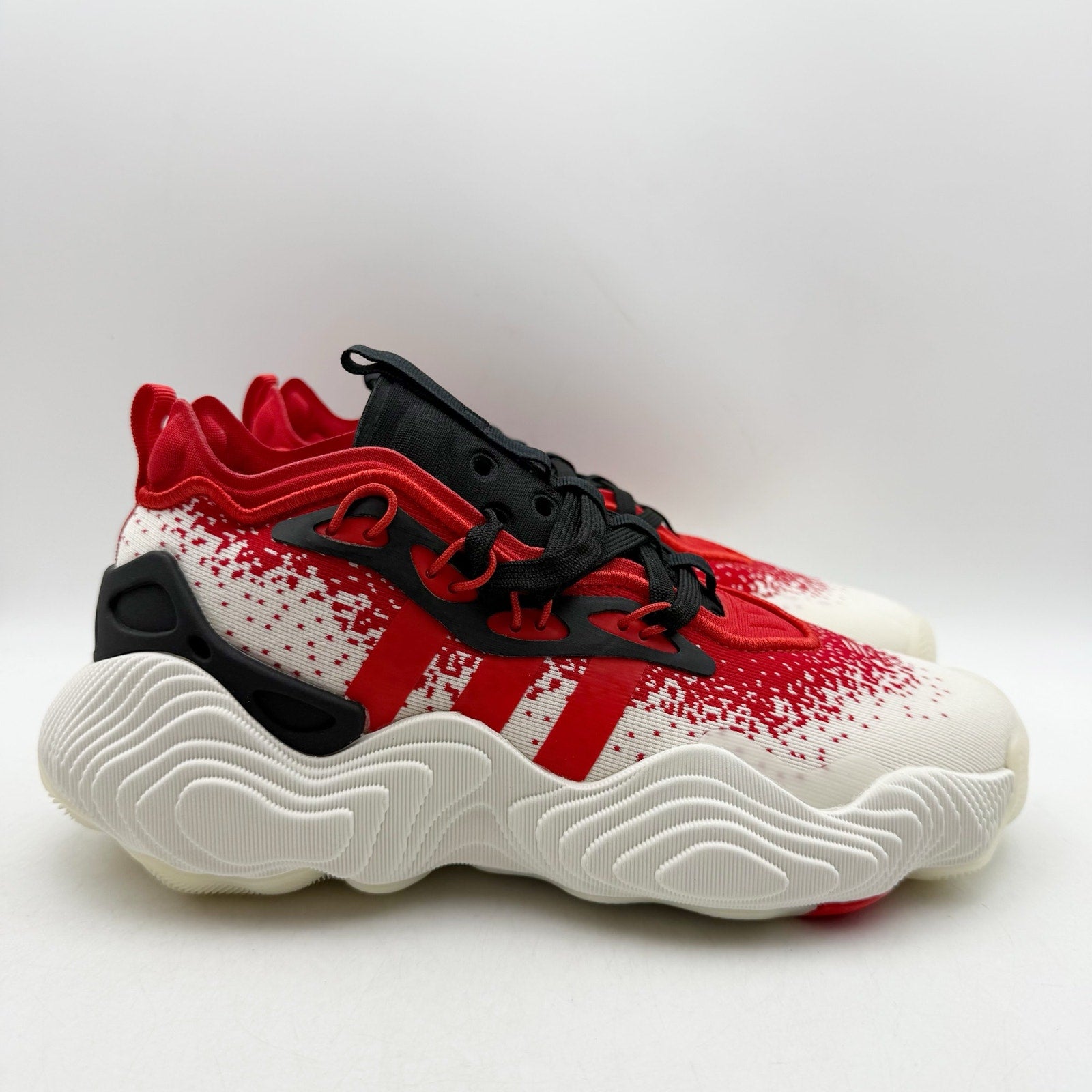 Adidas Mens Trae Young 3 Basketball Shoes US 9 White Red Athletic Sneakers NWOB