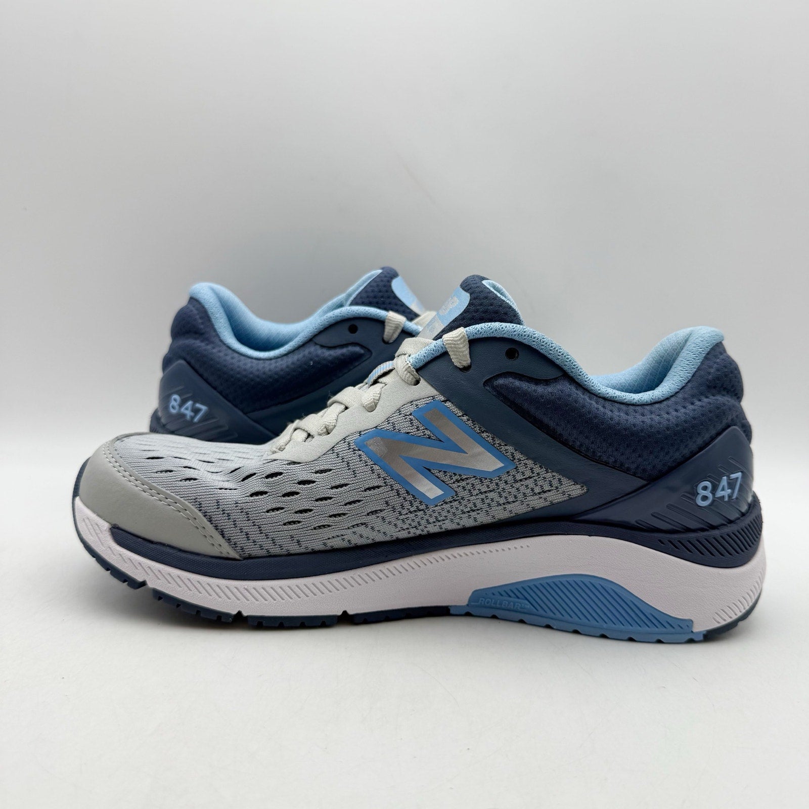 New Balance Womens 847v4 Walking Shoes US 6.5 AA NARROW Grey Blue Athletic NWOB