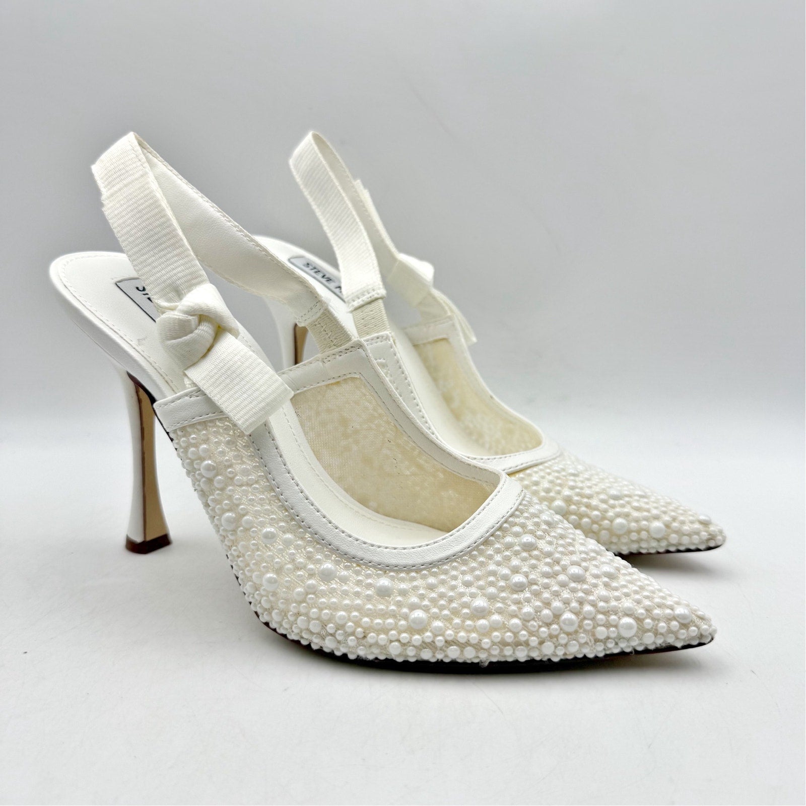 Steve Madden Womens Bri Lace Heels US 7 M EU 37.5 White Bow NWOB