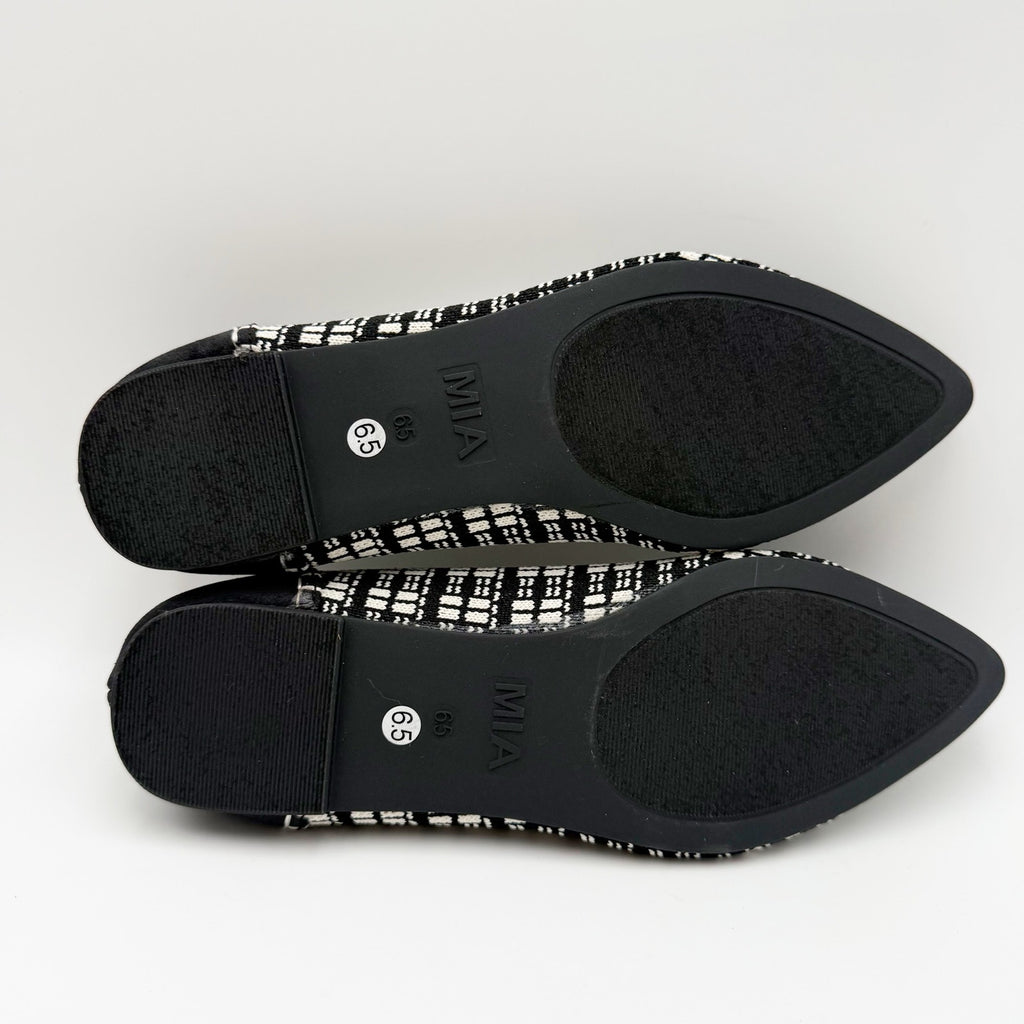 MIA Womens Lissy Fly Ballet Flats Size 6.5 M Black White Plaid Knit NWOB