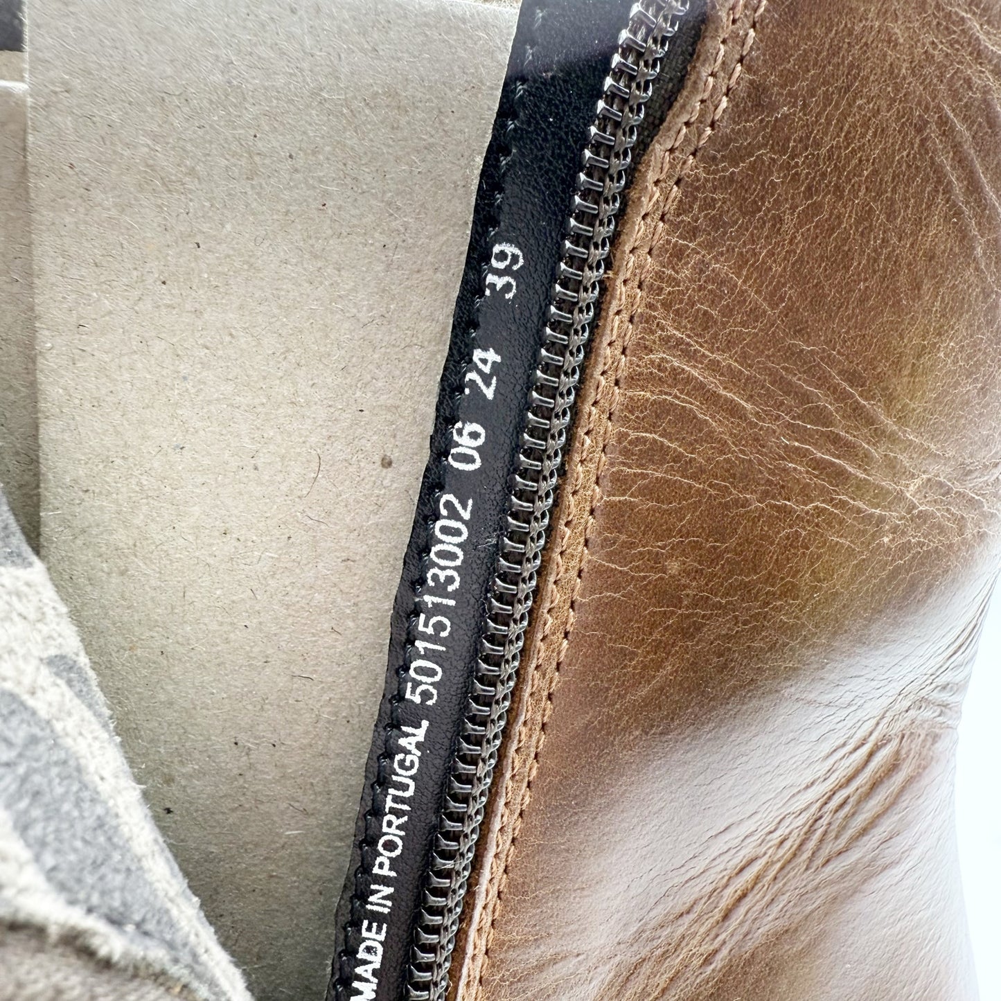 FLY LONDON Womens Toor513FLY Boots EU 39 US 8-8.5 Brown Leather Ankle NIB