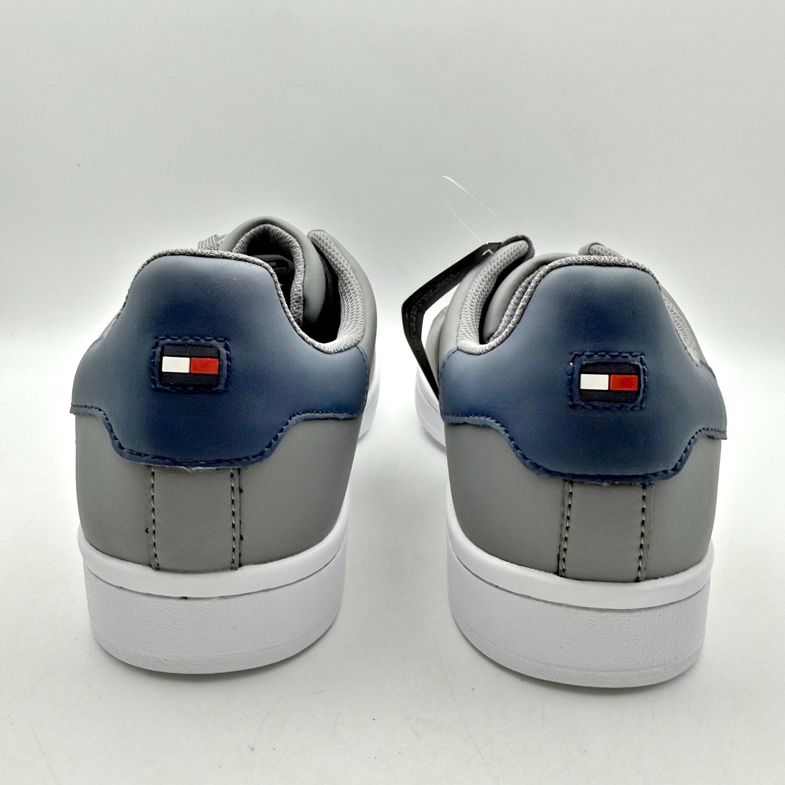 Tommy Hilfiger Mens Lampkin Flag Low Top Sneakers US 12 Grey  Cup-Sole NIB