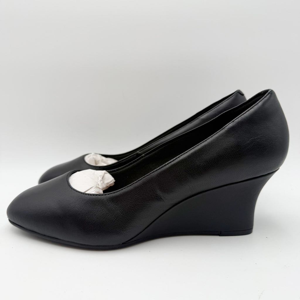 Clarks Womens Olivette Pearl Wedge Pump Size 10 Wide Black Leather NWOB