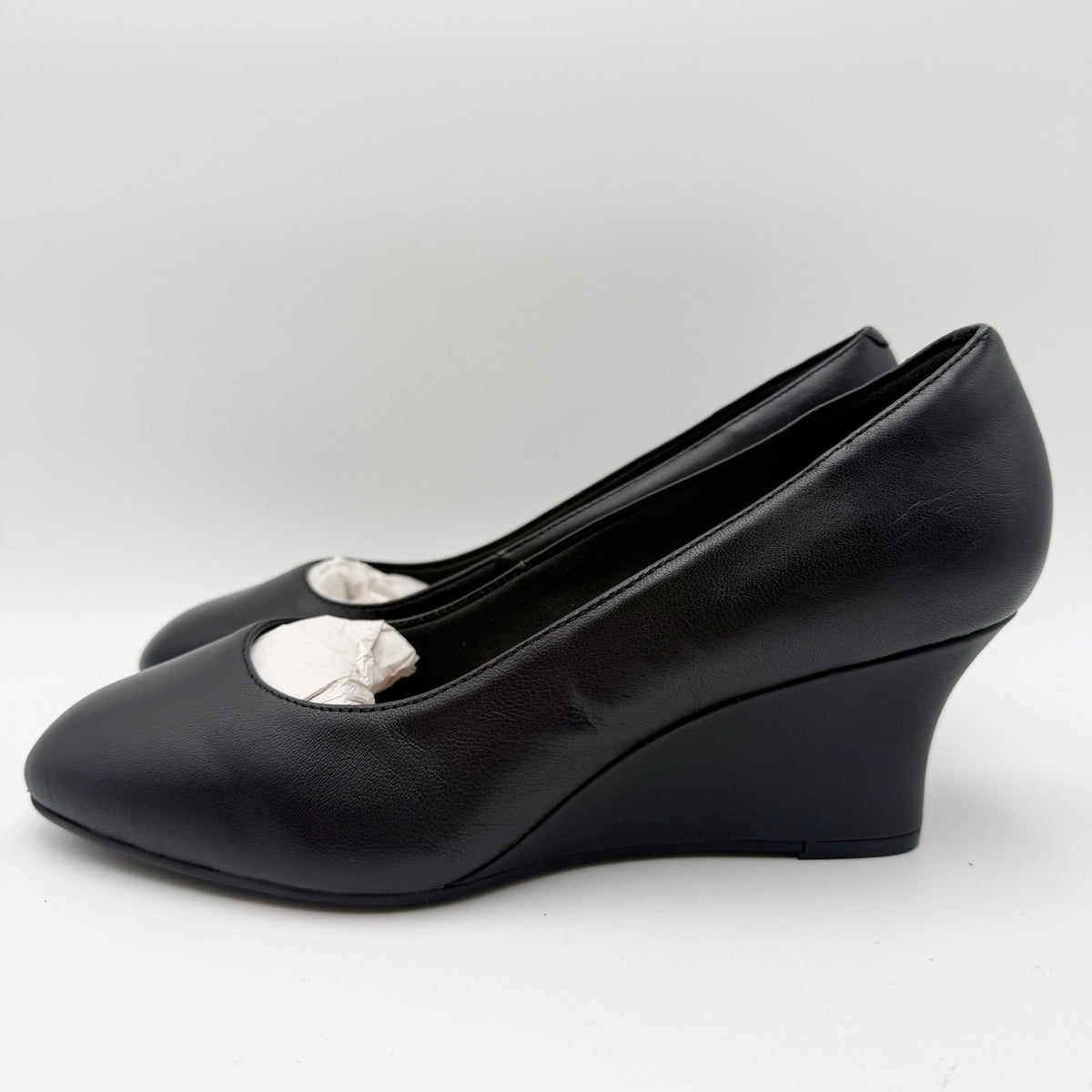Clarks Womens Olivette Pearl Wedge Pump Size 10 Wide Black Leather NWOB
