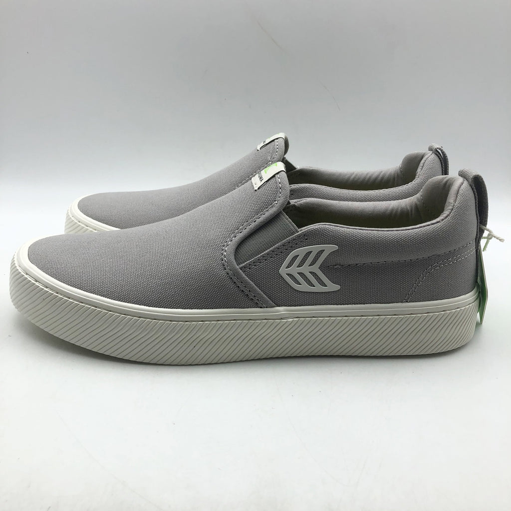 Cariuma Women's Canvas Slip On Casual Sneakers Size 7 Light Grey NIB