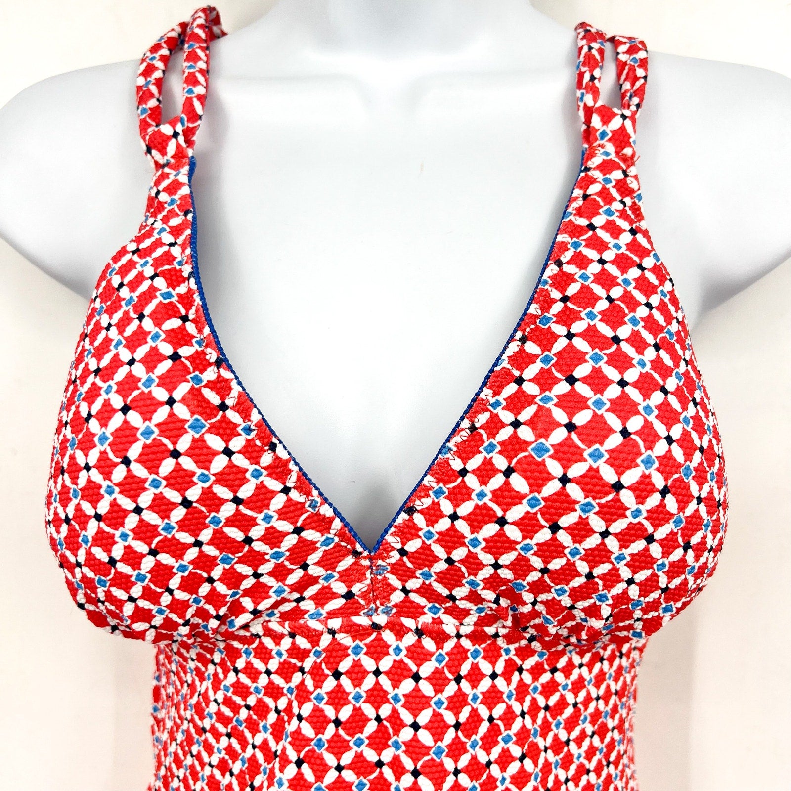TOMMY BAHAMA Island Cays Fiori Reversible Tankini Top Medium Pink Coral NWT