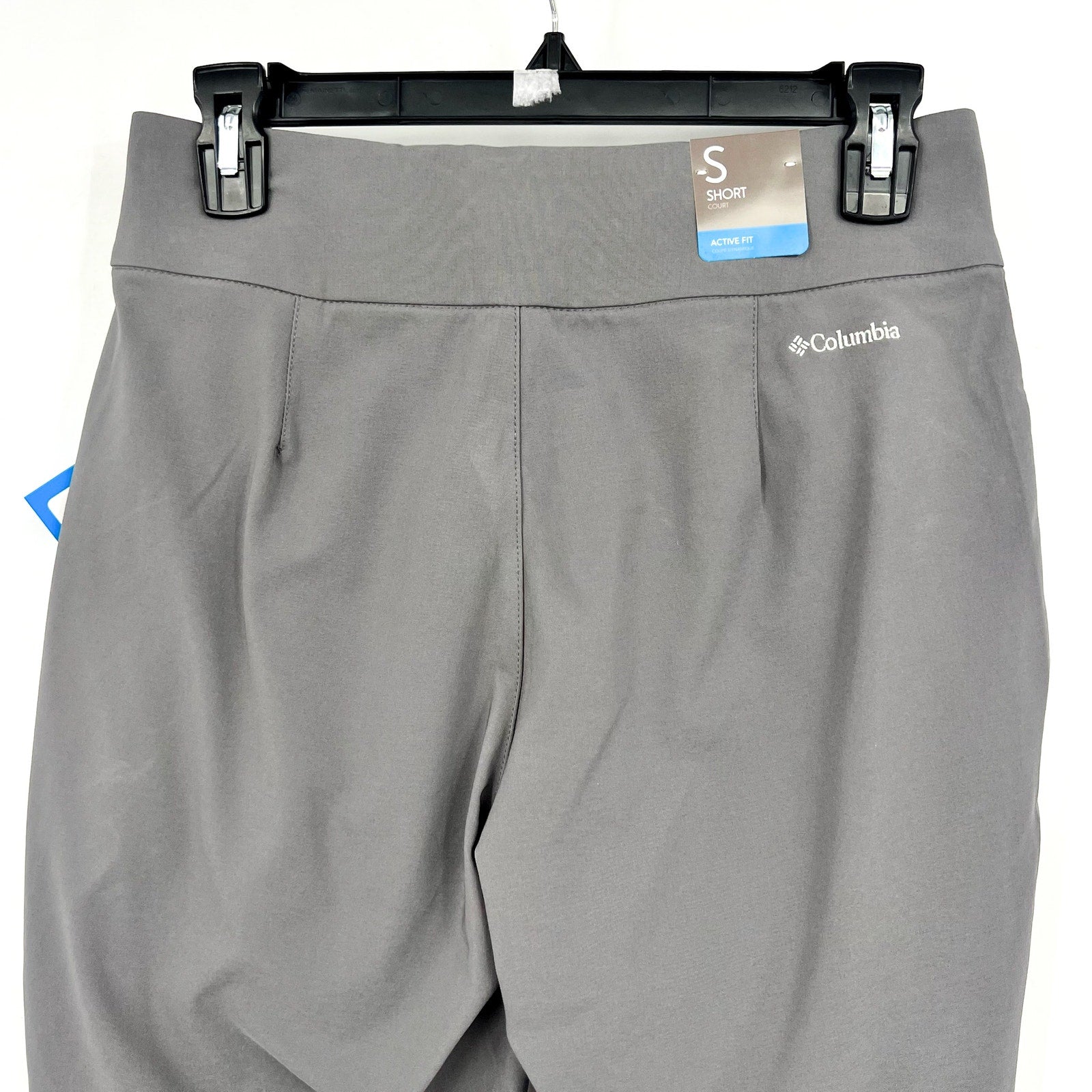 COLUMBIA Women's All Seasons Shorts Small Gray 9" Inseam Omni Shade UPF 50 NWT