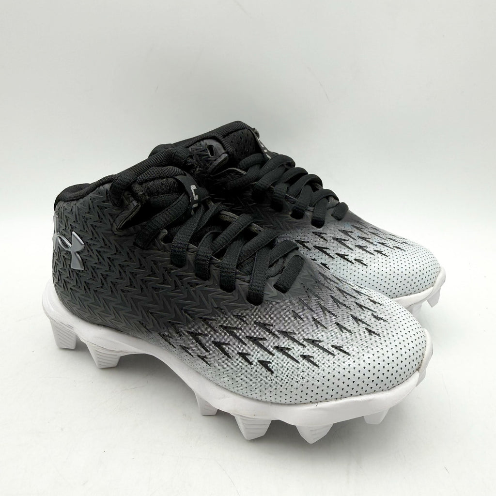 Under Armour Boys 10 Spotlight Franchise RM 4.0 Football Cleats Black White NIB
