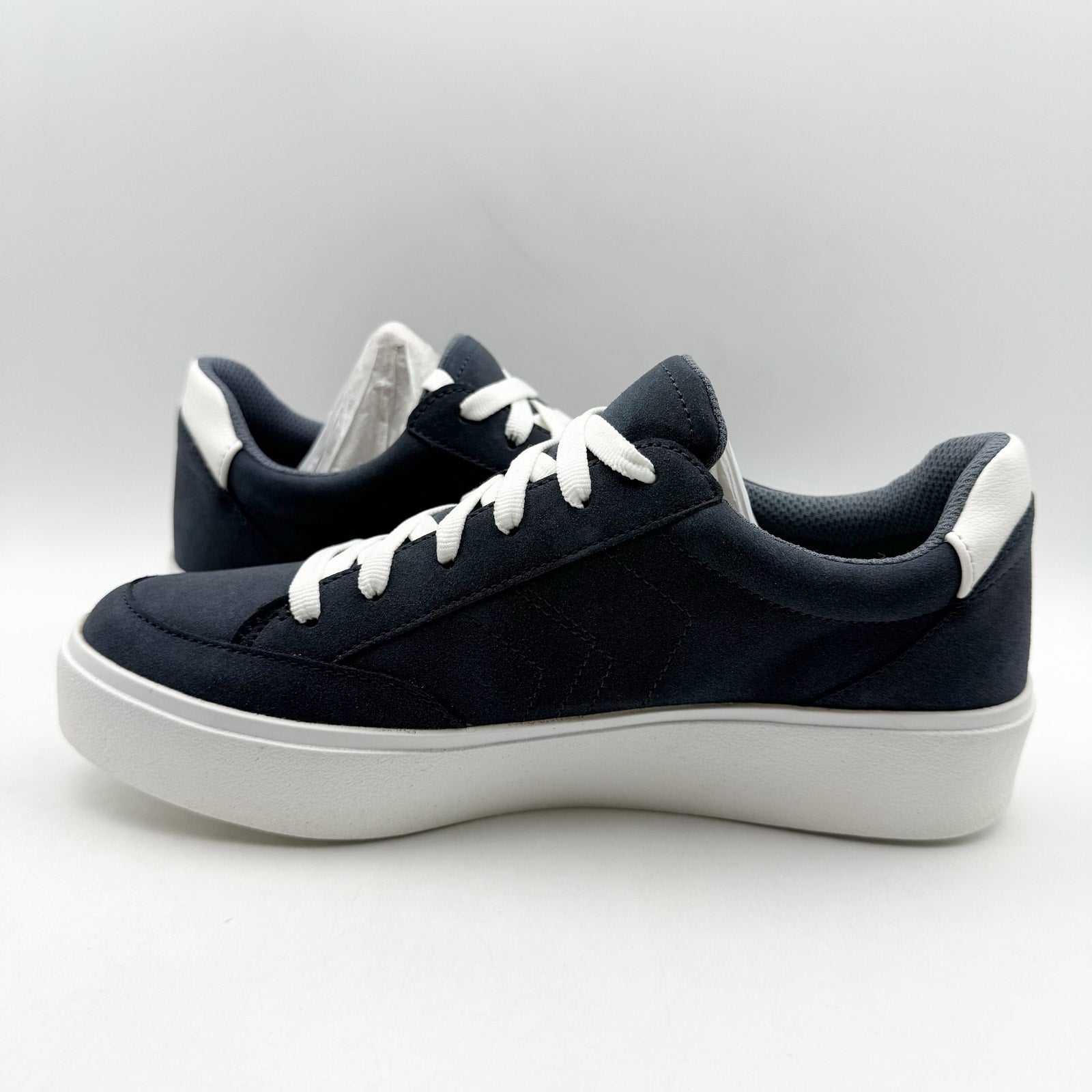Dr. Scholls Womens Madison Low Top Sneakers Size 9.5 Navy Blue Vegan Leather NIB