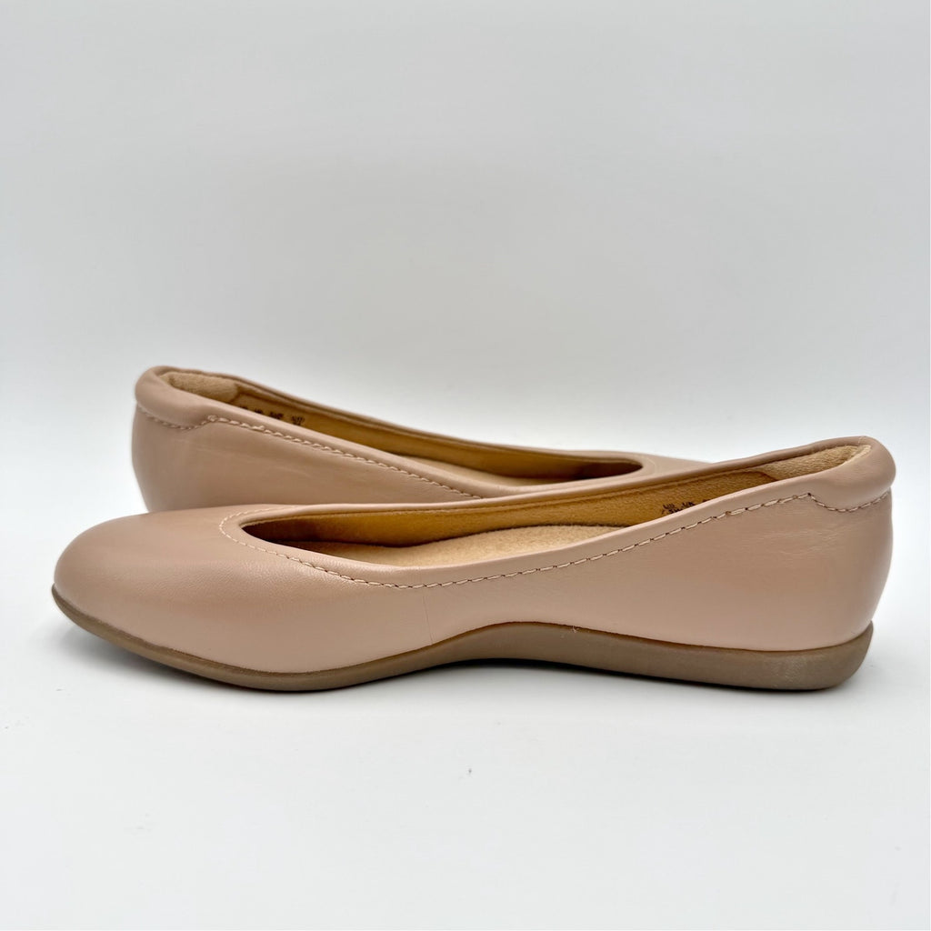 Naturalizer Womens Vivienne Ballet Flats Size 7.5 Wide Blush Nude Leather NWOB