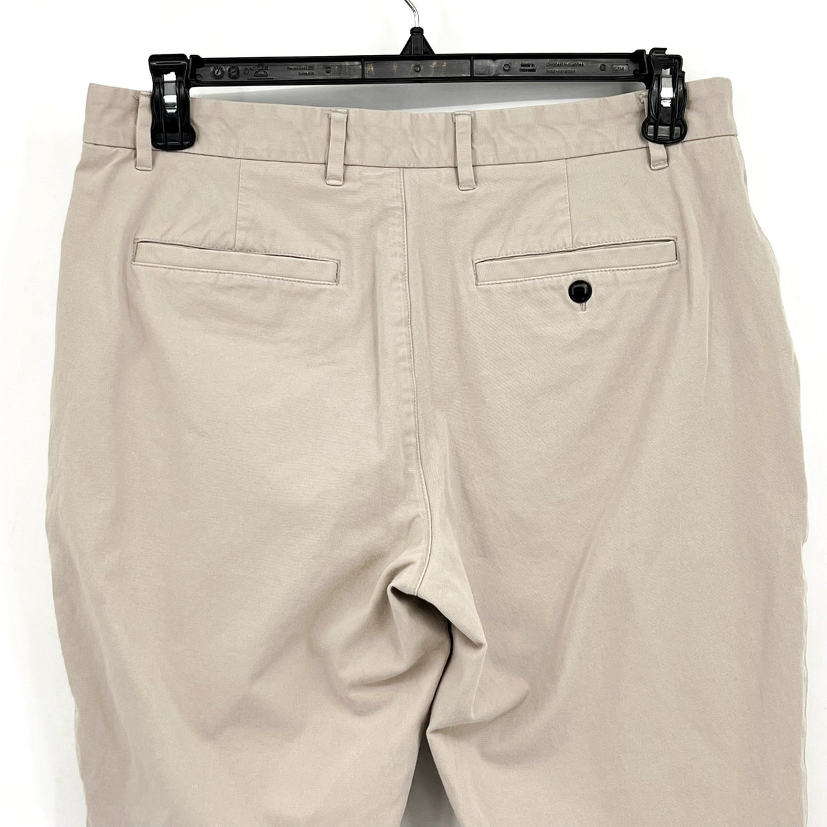 EVERLANE Uniform Mens Athletic Fit Performance Chino Pants 33x28 Stone NWOT