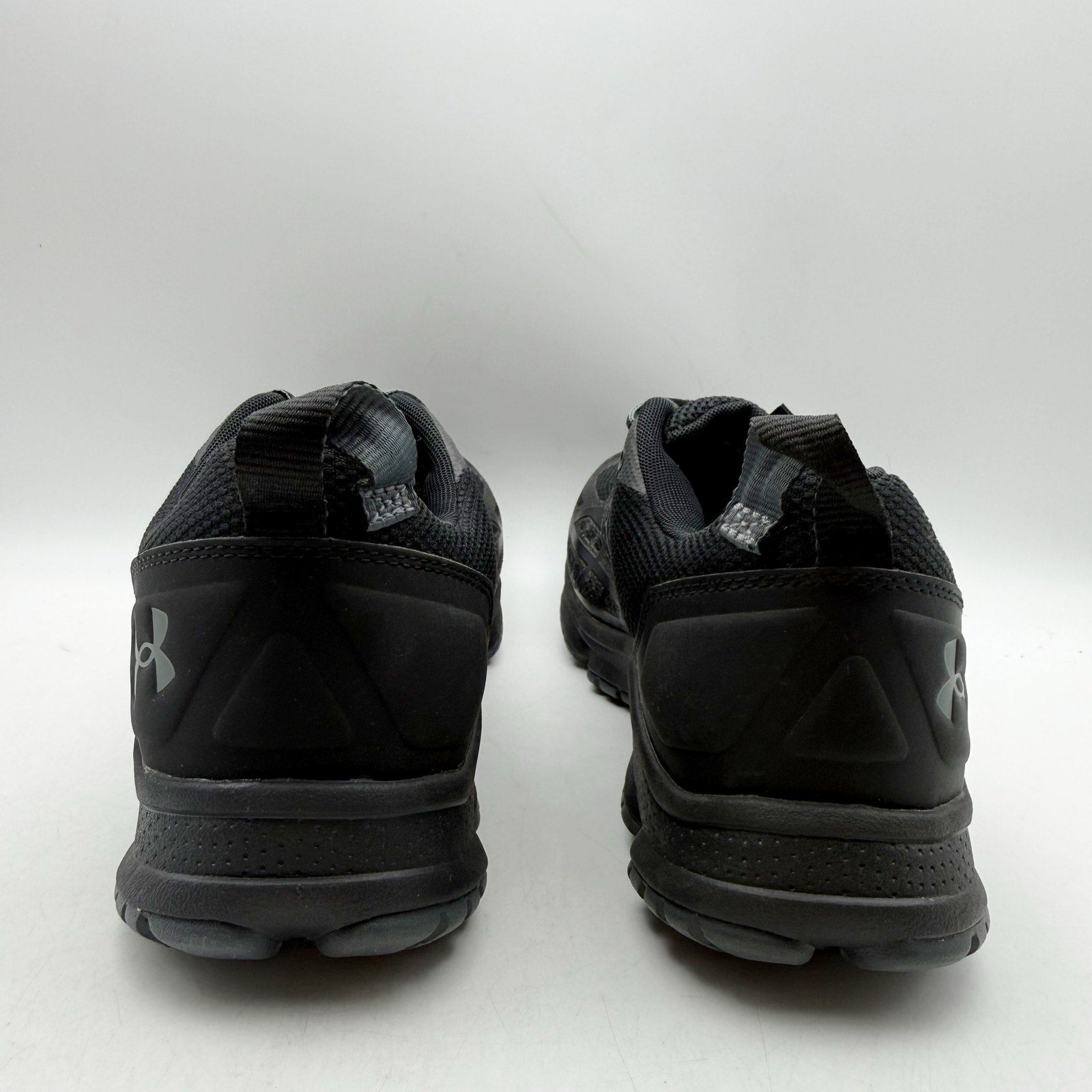 Under Armour Mens Micro G Strikefast Safety Toe Sneakers US 8 Black SR NWT