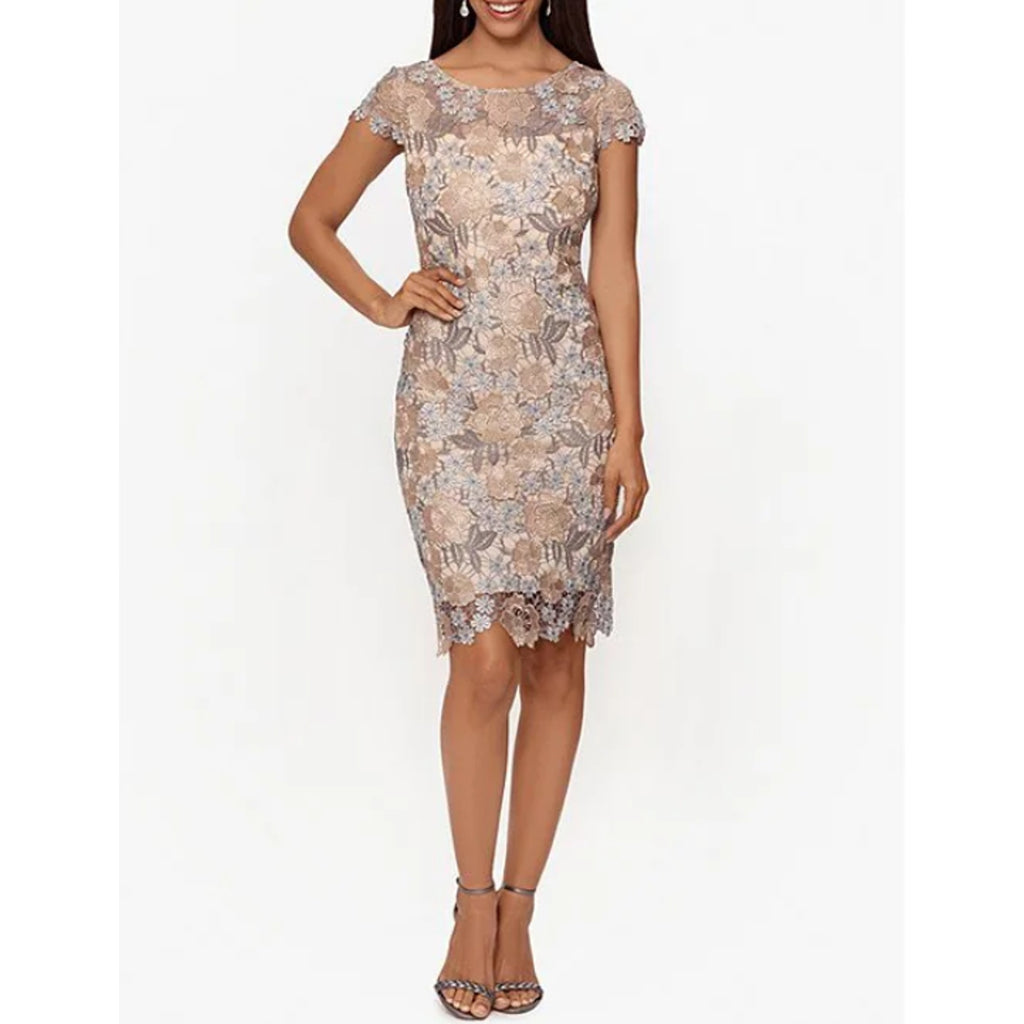 XSCAPE Floral Lace Sheath Dress Size 6 Rose Gold Short Sleeve Boat Neck NWOT