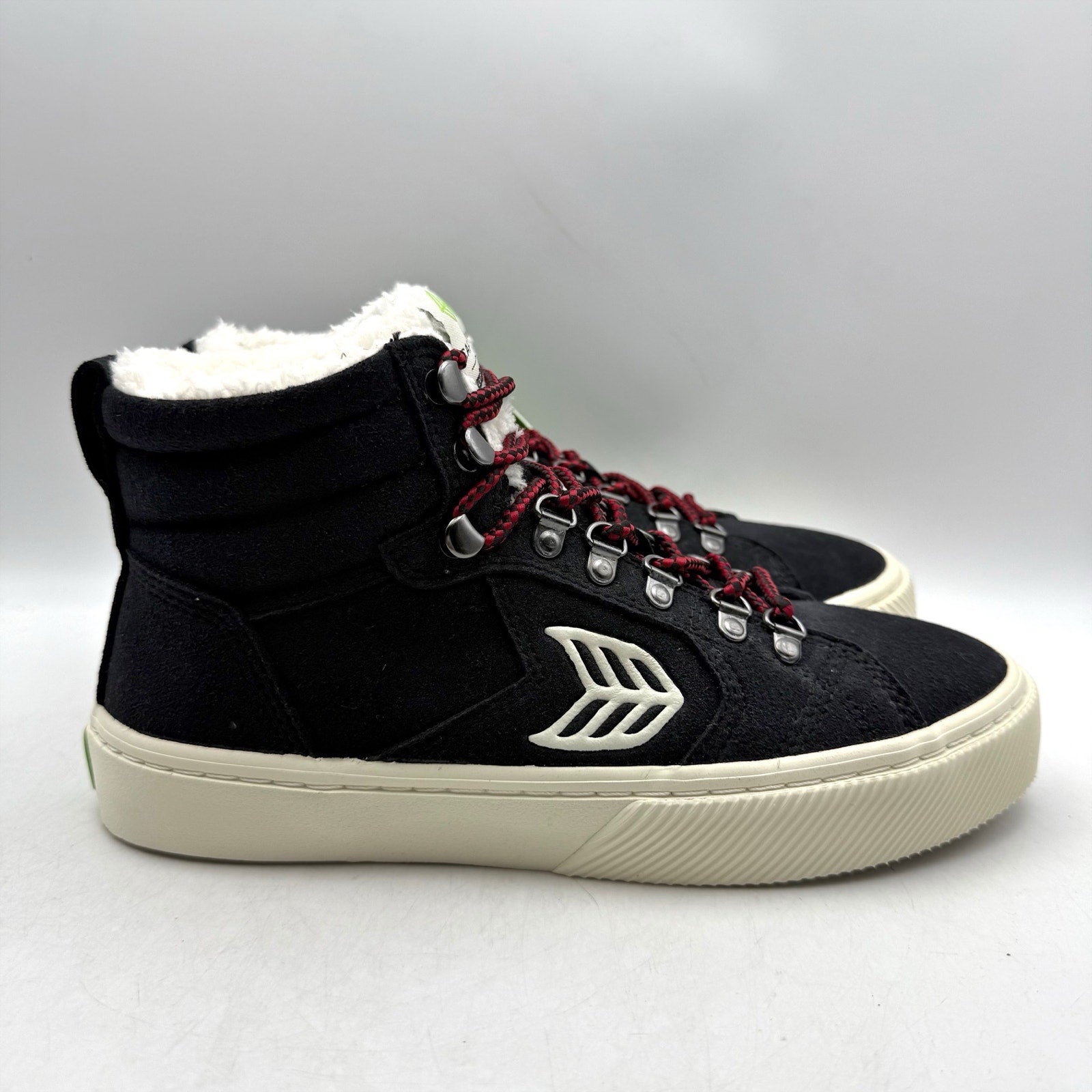 Cariuma Womens Caturi Logo Boot US 7.5 Black Ivory Suede Water Repellent NIB