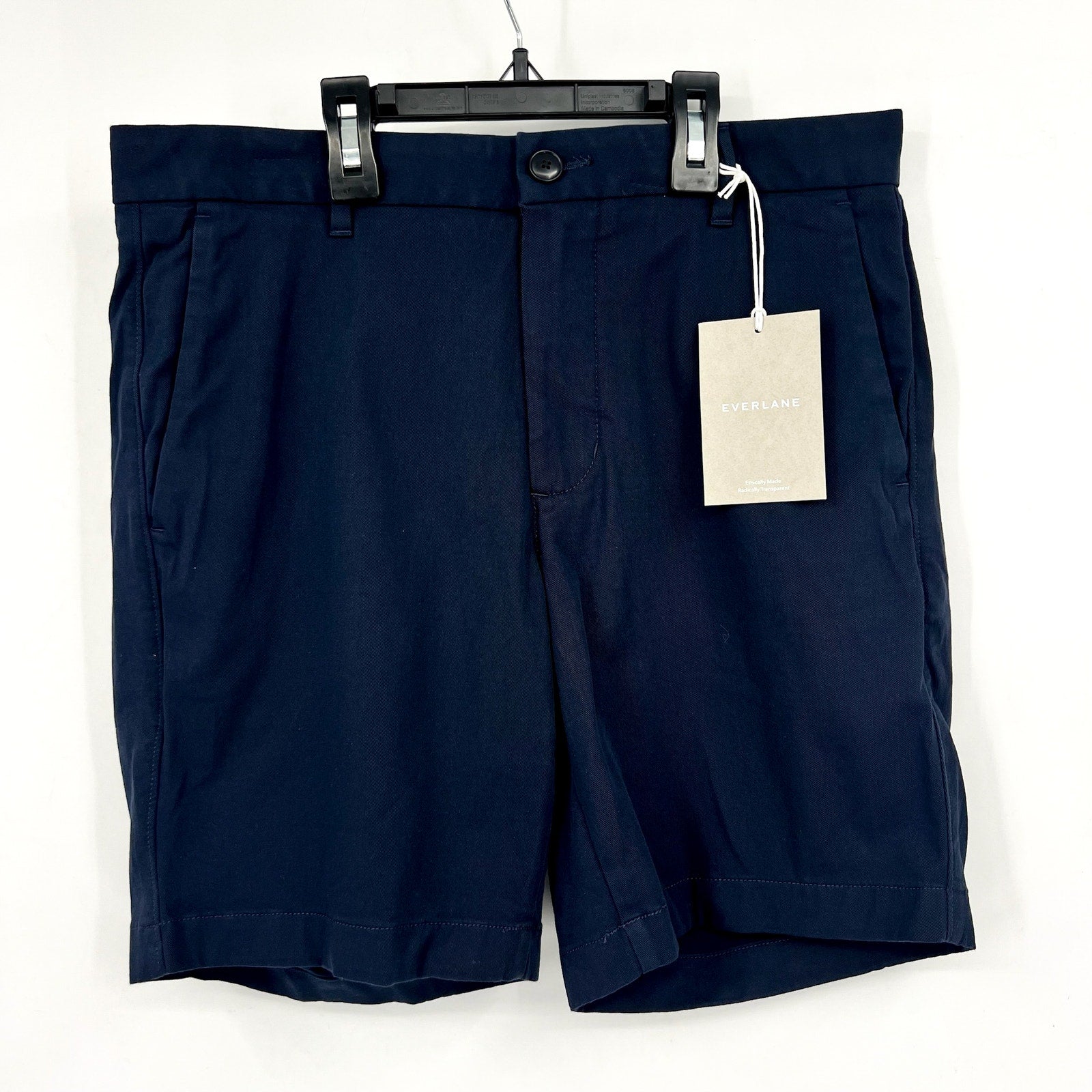 EVERLANE Men's 7” Slim-Fit Performance Chino Shorts Size 31 Navy Blue NWT
