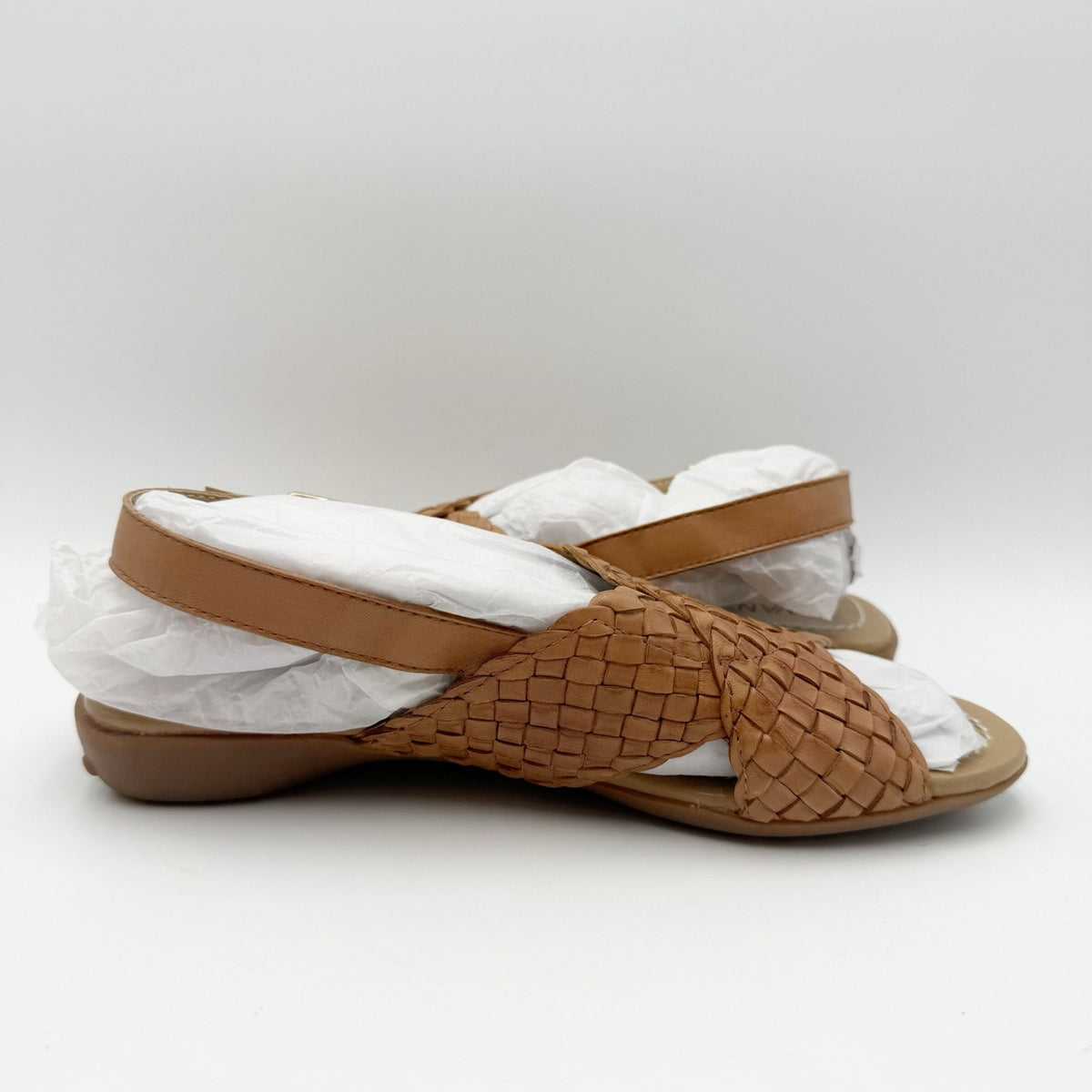 Vaneli Womens Tagus Sandals US 8 Narrow Camel Brown Burnished Woven Leather NIB