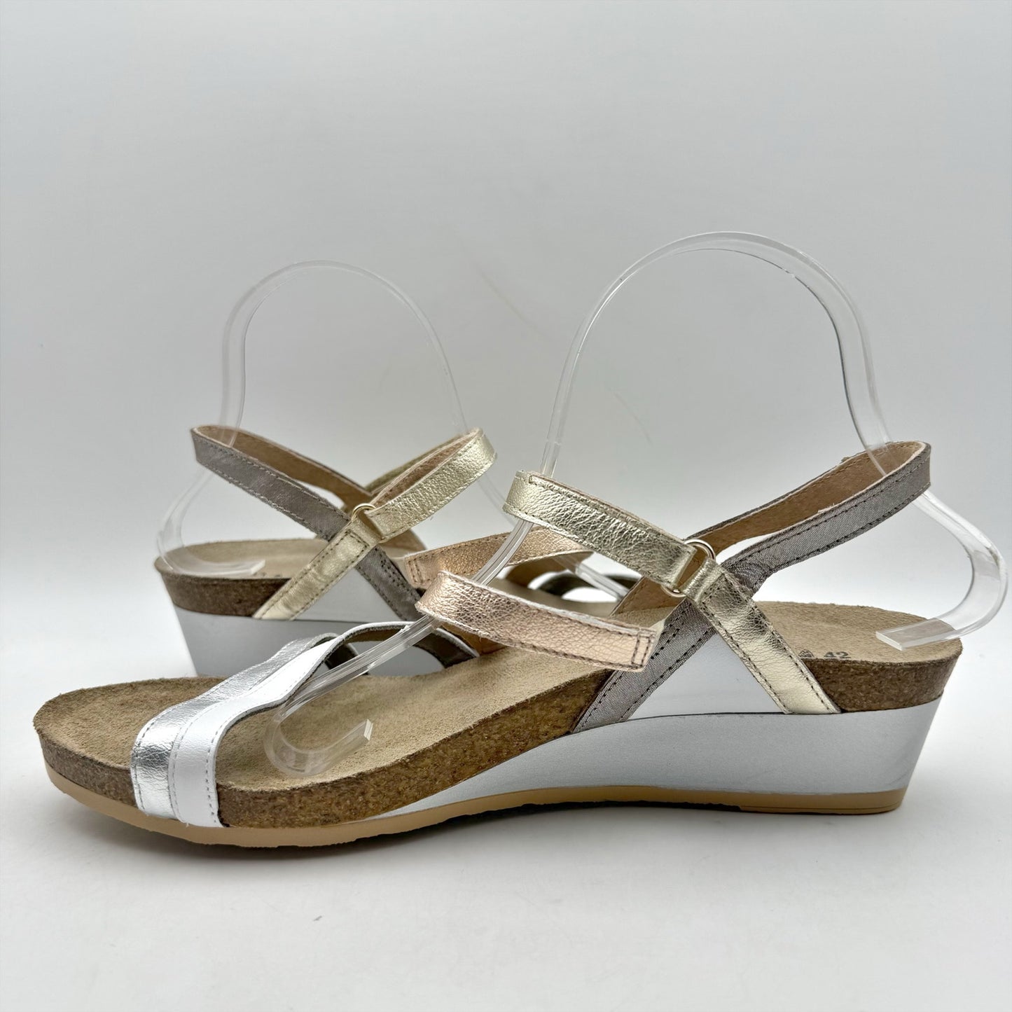 Naot Womens Hero Wedge Sandal US 11 EU 42 Silver Hook Loop Closure Leather NWOB