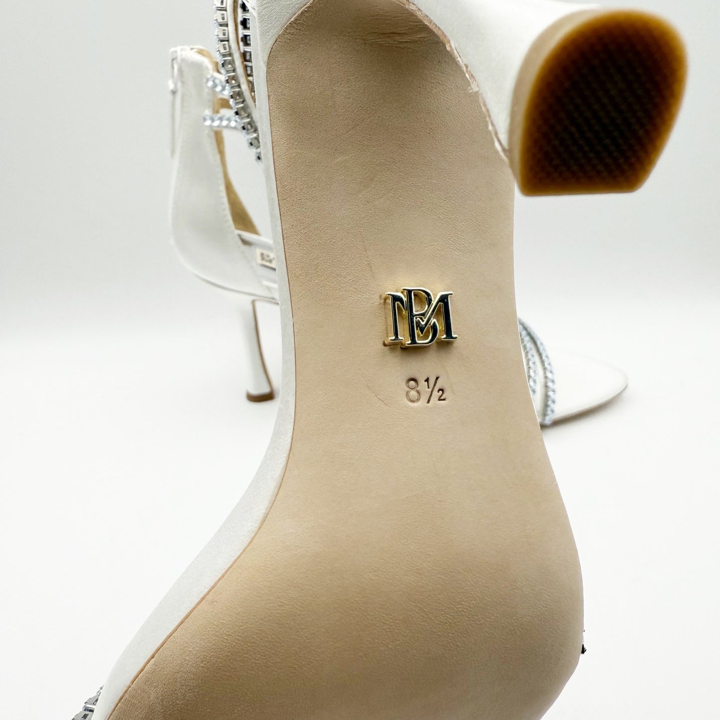 Badgley Mischka Womens Logan Heeled Sandals US 8.5 Silver Leather Crystal NIB