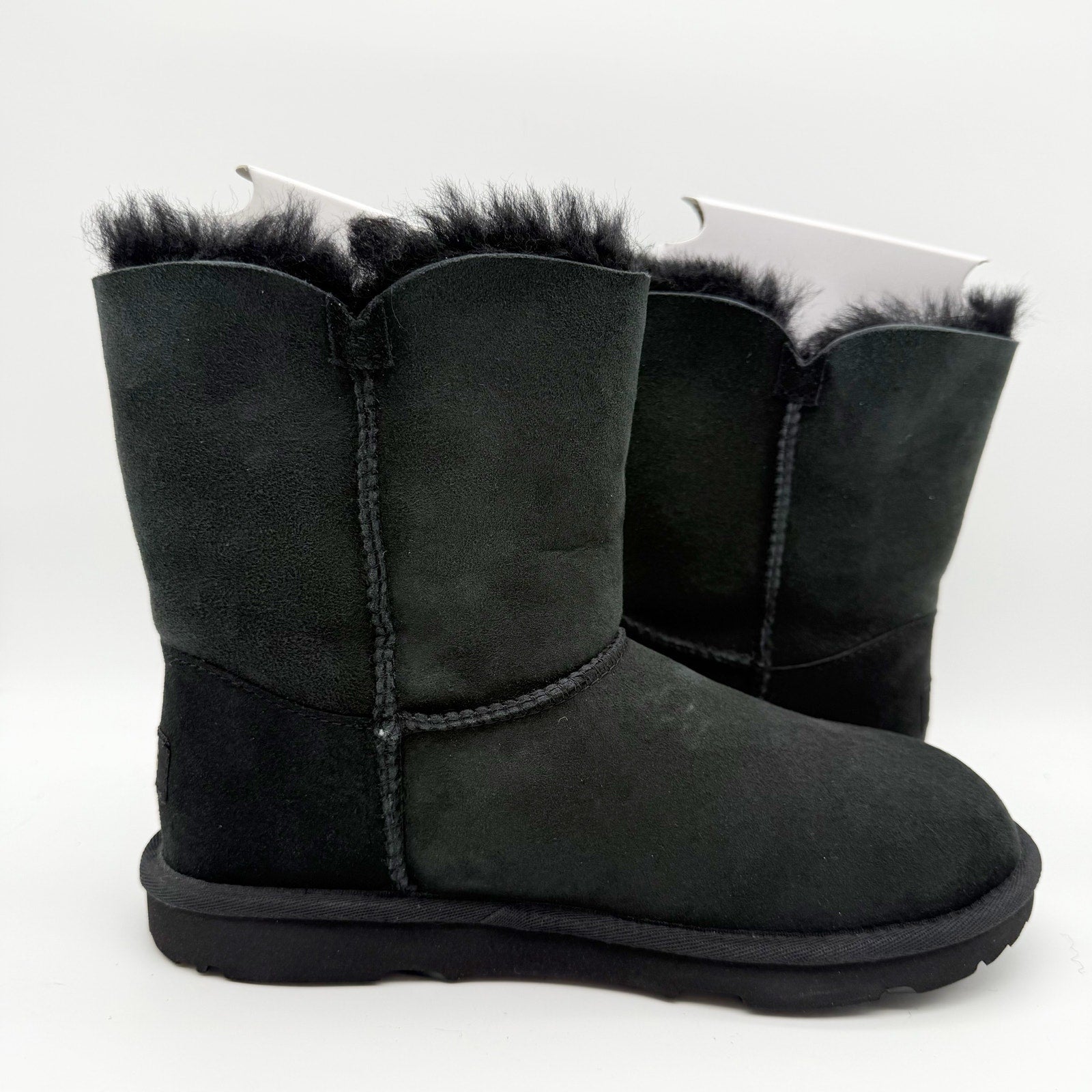 UGG Kids Bailey Button II Winter Boot US 6 EU 38 Black Sheepskin NIB