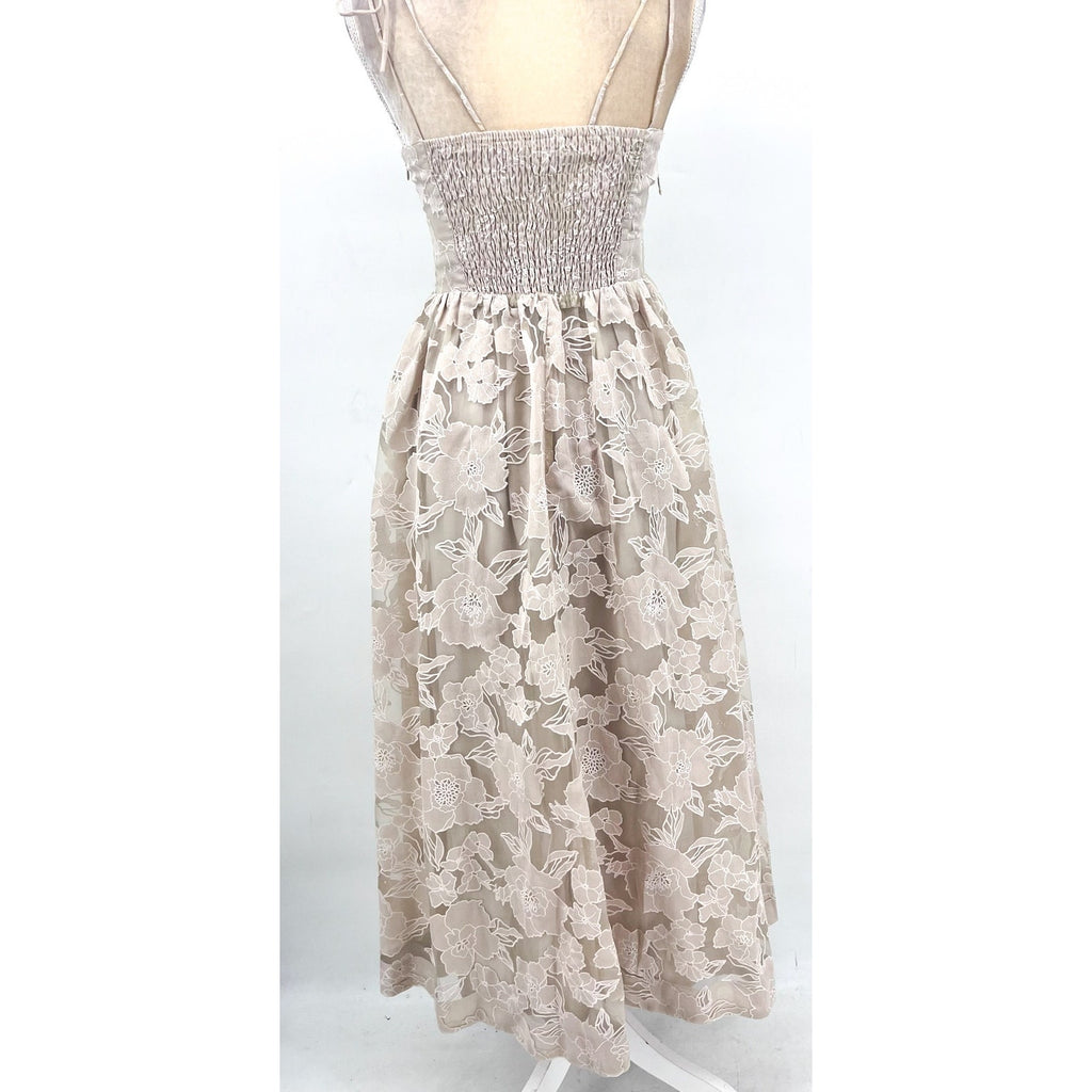 EN SAISON Women's Jenna Midi Dress Small Natural Beige Organza Floral NWOT