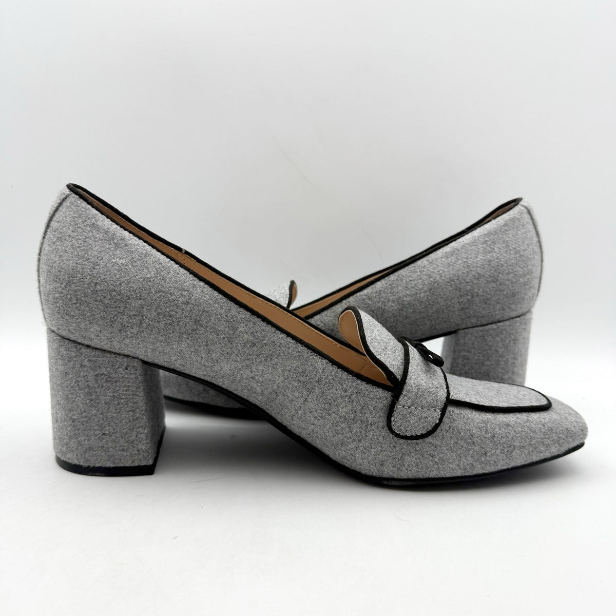 Bandolino Womens Larkin Pumps Size 11 M EU 41 Light Gray Slip On NIB