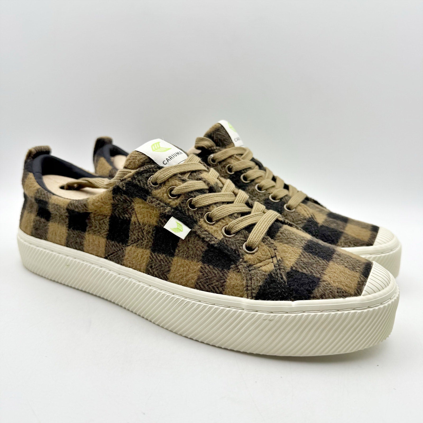 Cariuma Mens OCA Low Sneakers US 11 EU 44 Brown Plaid Organic Cotton NIB
