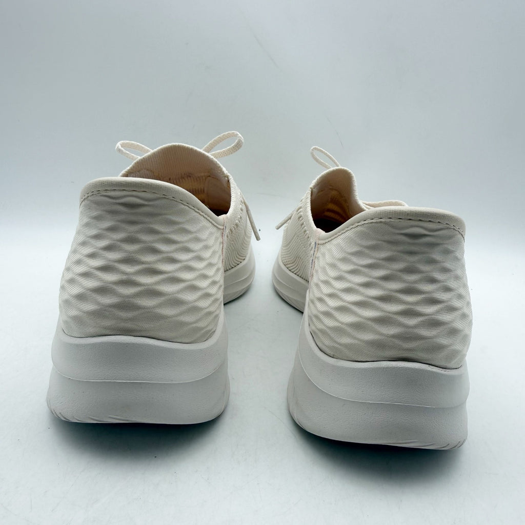 Skechers Womens Ultra Flex 3.0 Slip In Sneakers US 6.5 Cream White Athletic NWOB