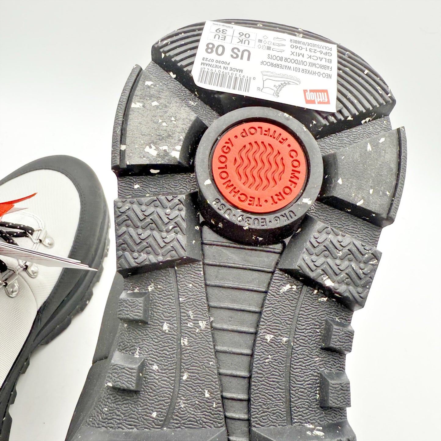 FitFlop Women NEO-D-HYKER E01 Walking Boot US 8 EU 39 White Black Waterproof NIB