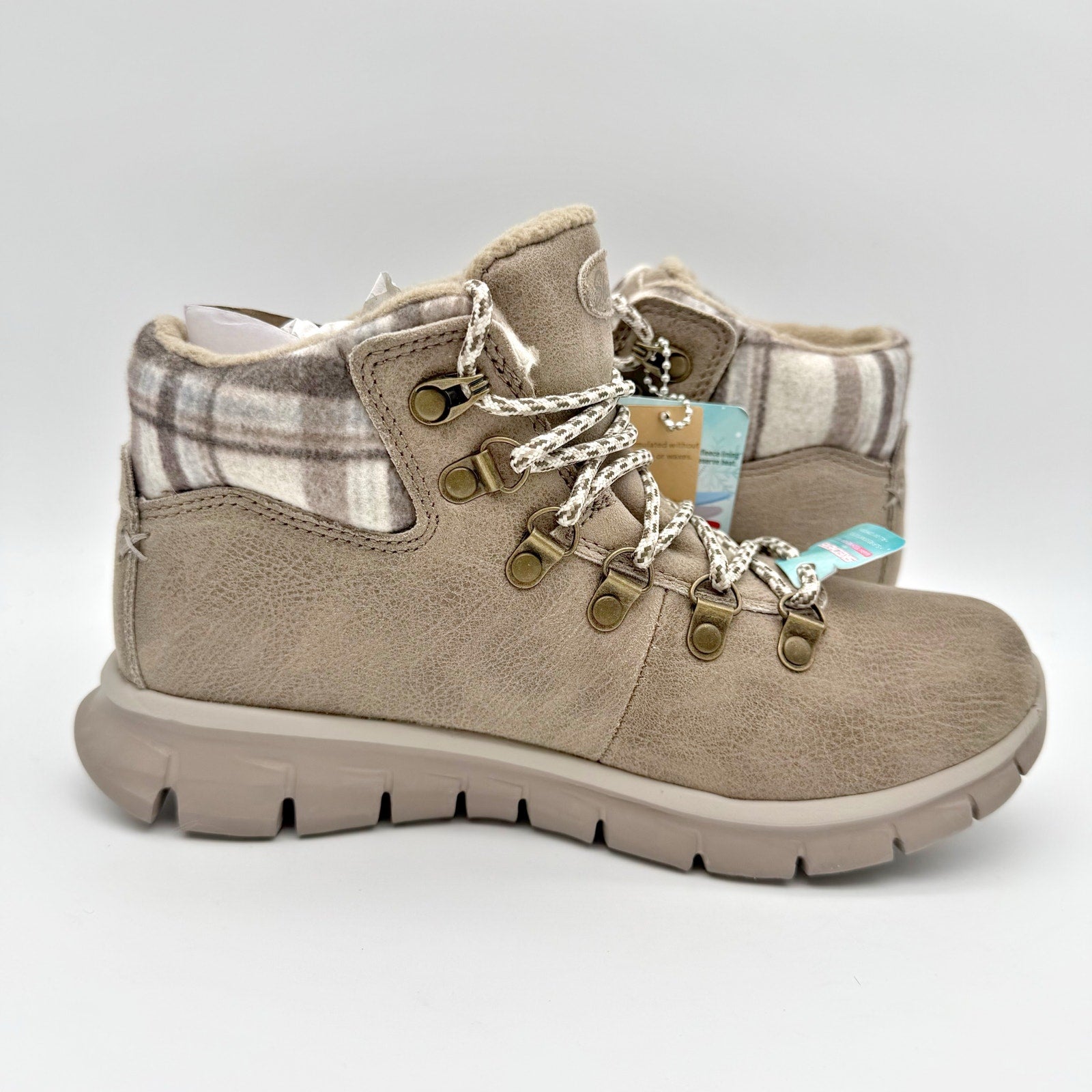 Skechers Womens Synergy Hiking Boot US 5.5 EU 35.5 Taupe Water Repellent NIB
